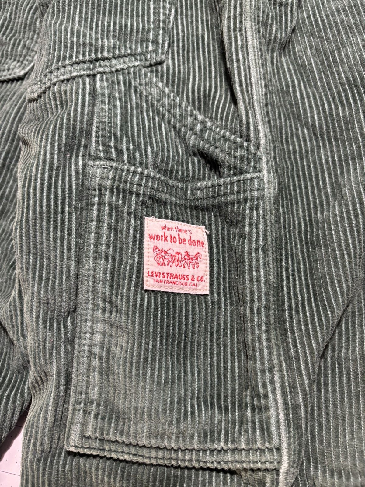 Levi's Wide leg corduroy work pants Size US 30 / EU 46 - 8 Thumbnail
