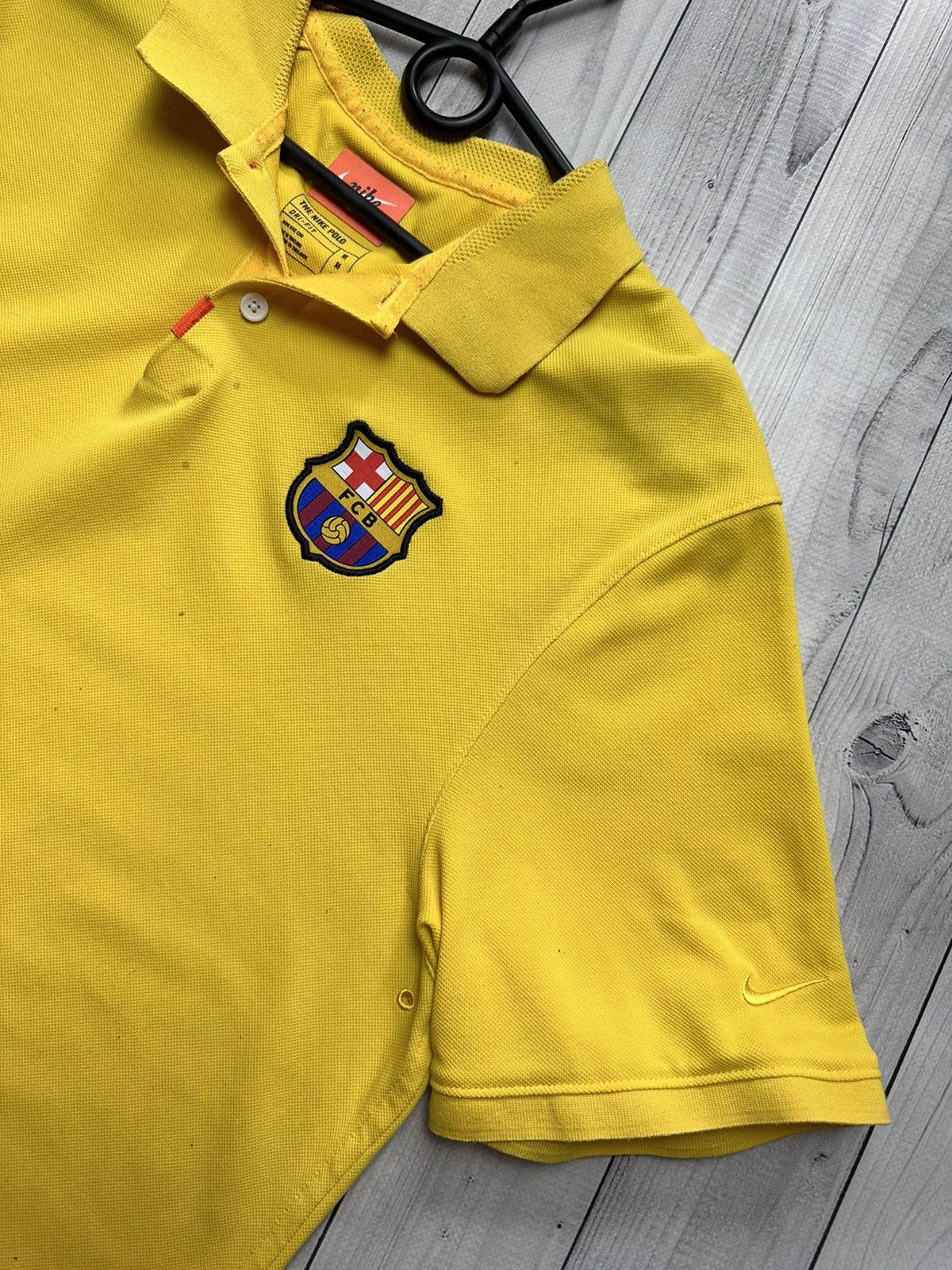 Nike × Vintage Nike Barcelona soccer polo yellow size M Size US M / EU 48-50 / 2 - 3 Thumbnail