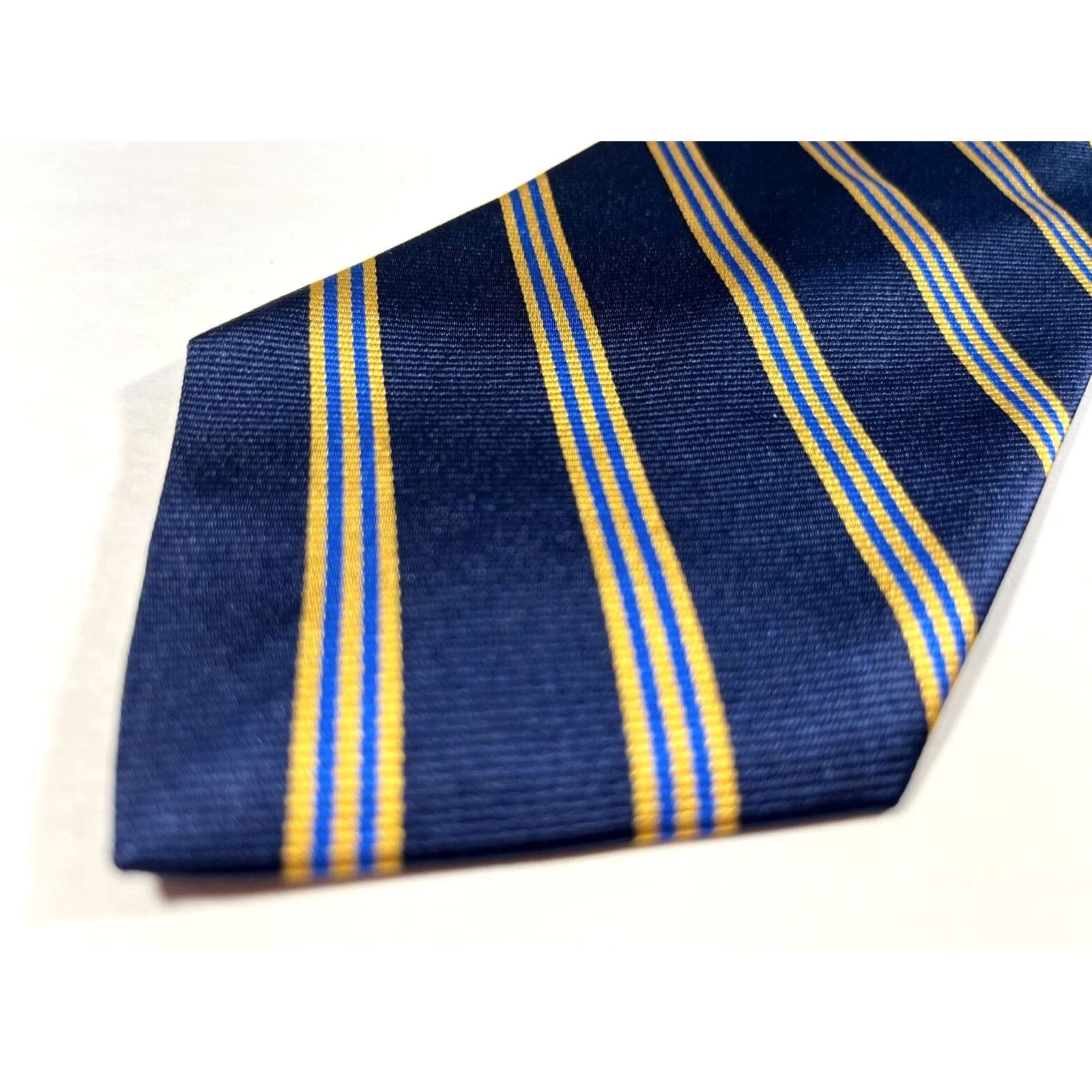 Brooks Brothers VINTAGE Brooks Brothers Navy Striped Silk Tie 346 Men’s 57-60" 3.5" Woven in Italy Made in USA Mens Size ONE SIZE - 4 Thumbnail