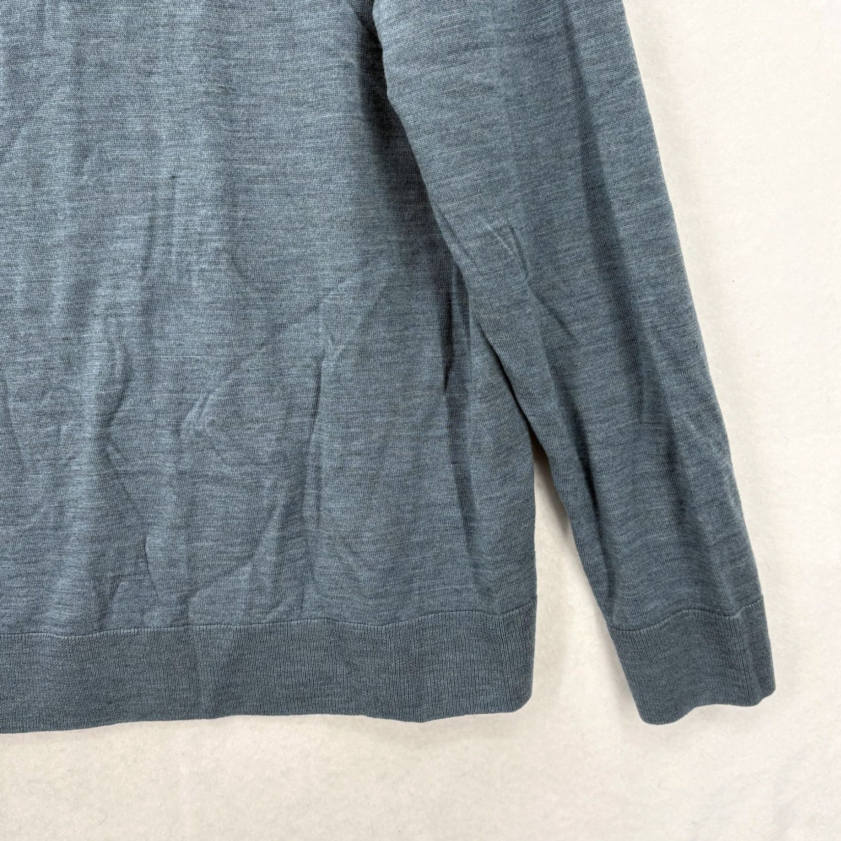 Brooks Brothers Brooks Brothers Sweater Mens Large Blue Brookstech Merino Wool V-Neck Pullover Size US L / EU 52-54 / 3 - 3 Thumbnail
