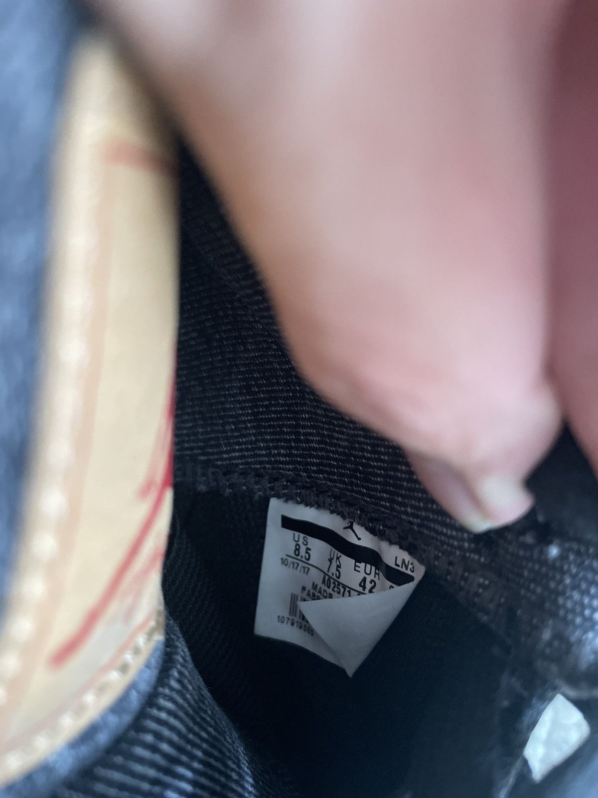 Levi's × Nike Levis x Nike Air Jordan 4 Retro Black Size US 8.5 / EU 41-42 - 8 Thumbnail