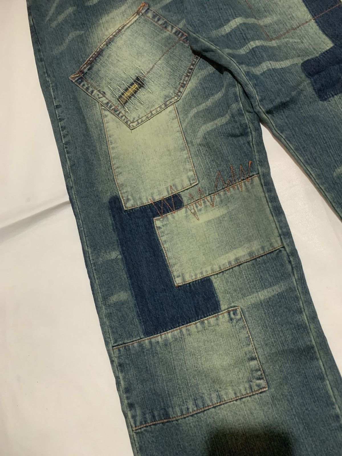 Akademiks Vintage Akademiks Multi Pocket Embroidered Baggy Y2K Jeans Size US 42 / EU 58 - 8 Thumbnail