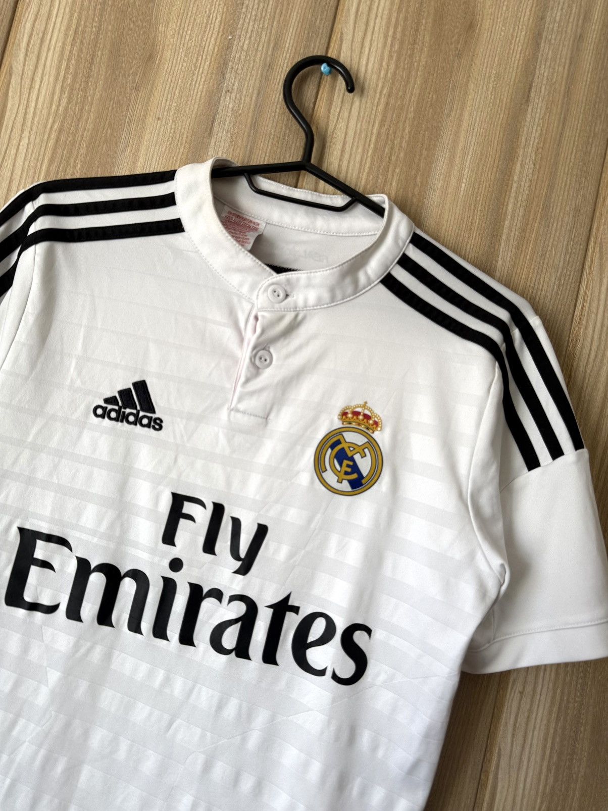 Adidas Real Madrid Home 2014 Soccer Jersey Size US S / EU 44-46 / 1 - 2 Thumbnail
