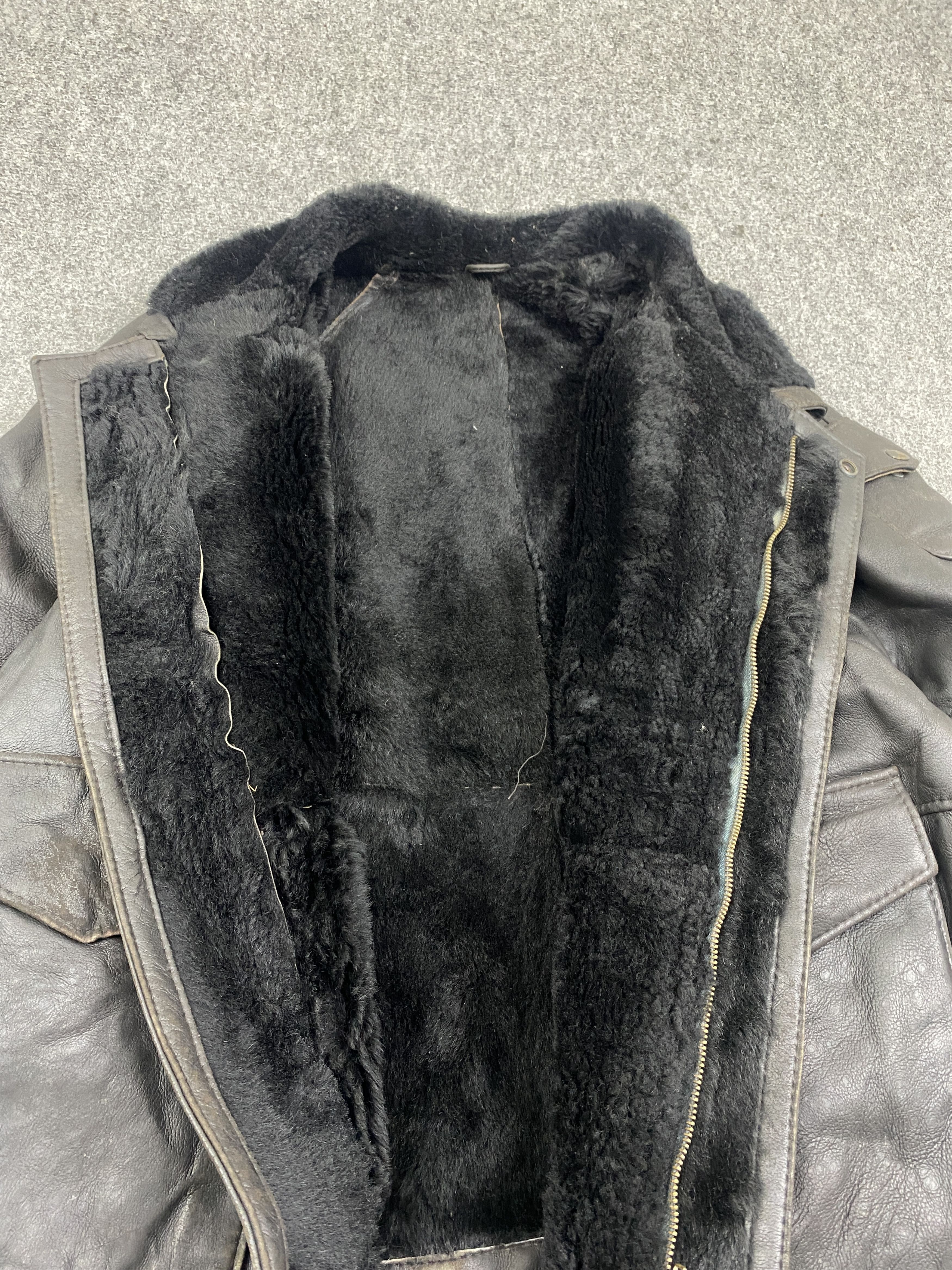 Japanese Brand Vintage Made In Turkey Suede Leather Sherpa Fur Jacket J1992 Size US XL / EU 56 / 4 - 15 Thumbnail