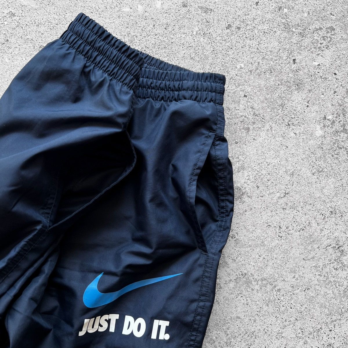 Nike Nike Just Do It Swoosh Kids Boys Blue Nylon Pants Joggers Size US 26 / EU 42 - 5 Thumbnail