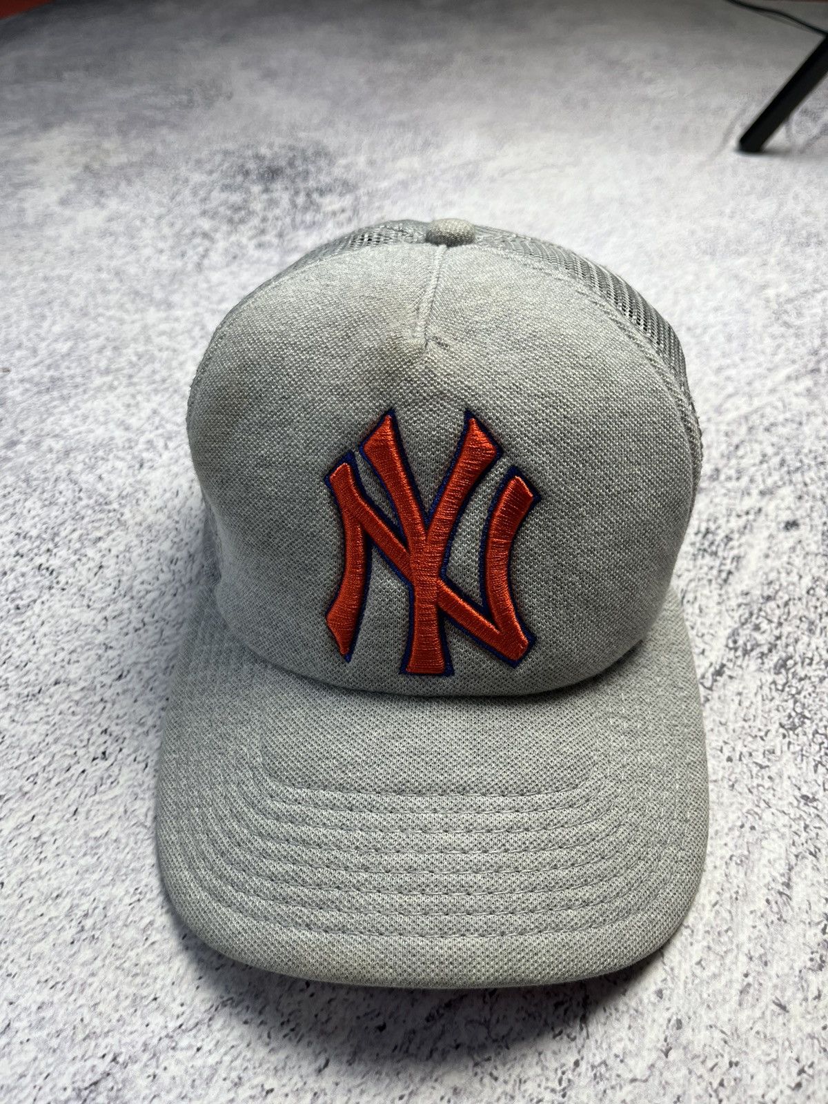 New Era Vintage New York Yankees Y2K Rare Hat Cap Size ONE SIZE - 3 Thumbnail