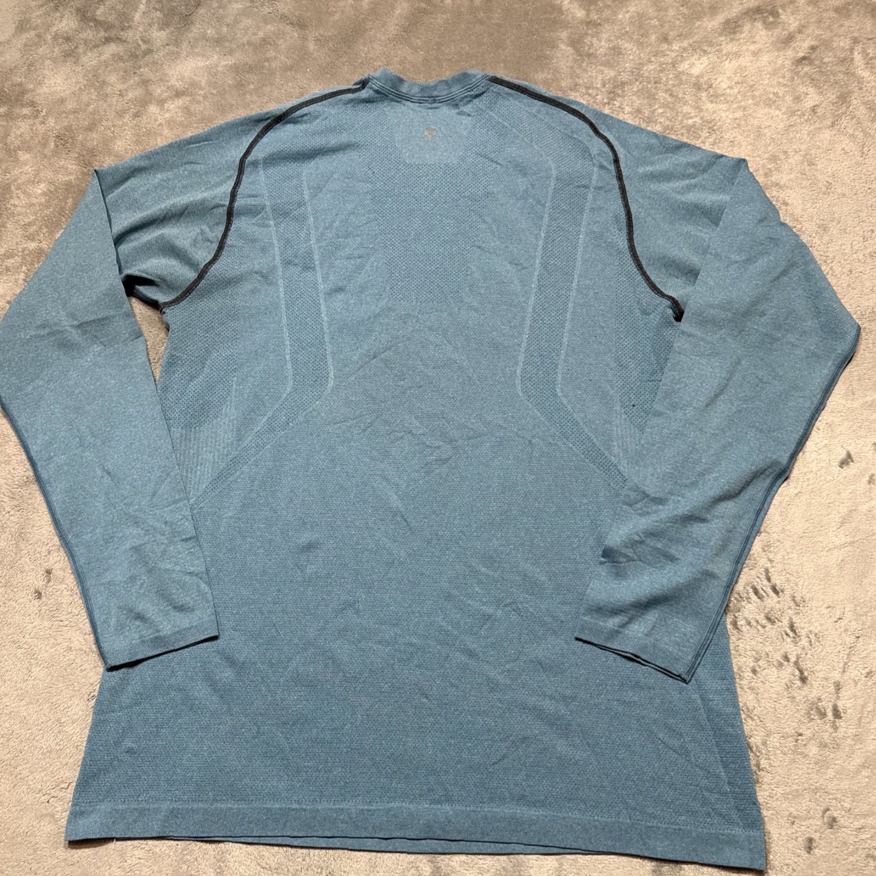 Lululemon Lululemon Metal Vent Tech Long Sleeve Performance Shirt Men Large Blue Crew Stretch Shirt Size US L / EU 52-54 / 3 - 7 Thumbnail