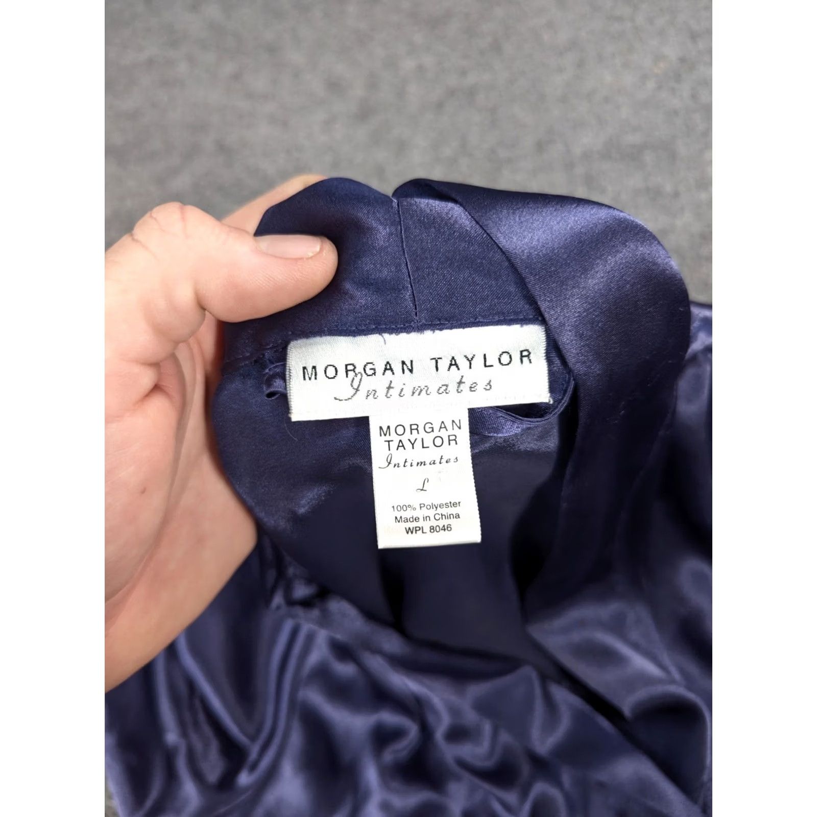Vintage VINTAGE MORGAN TAYLOR INTIMATES Satin Gown Robe Purple Size L Belt Womens Size ONE SIZE - 3 Thumbnail