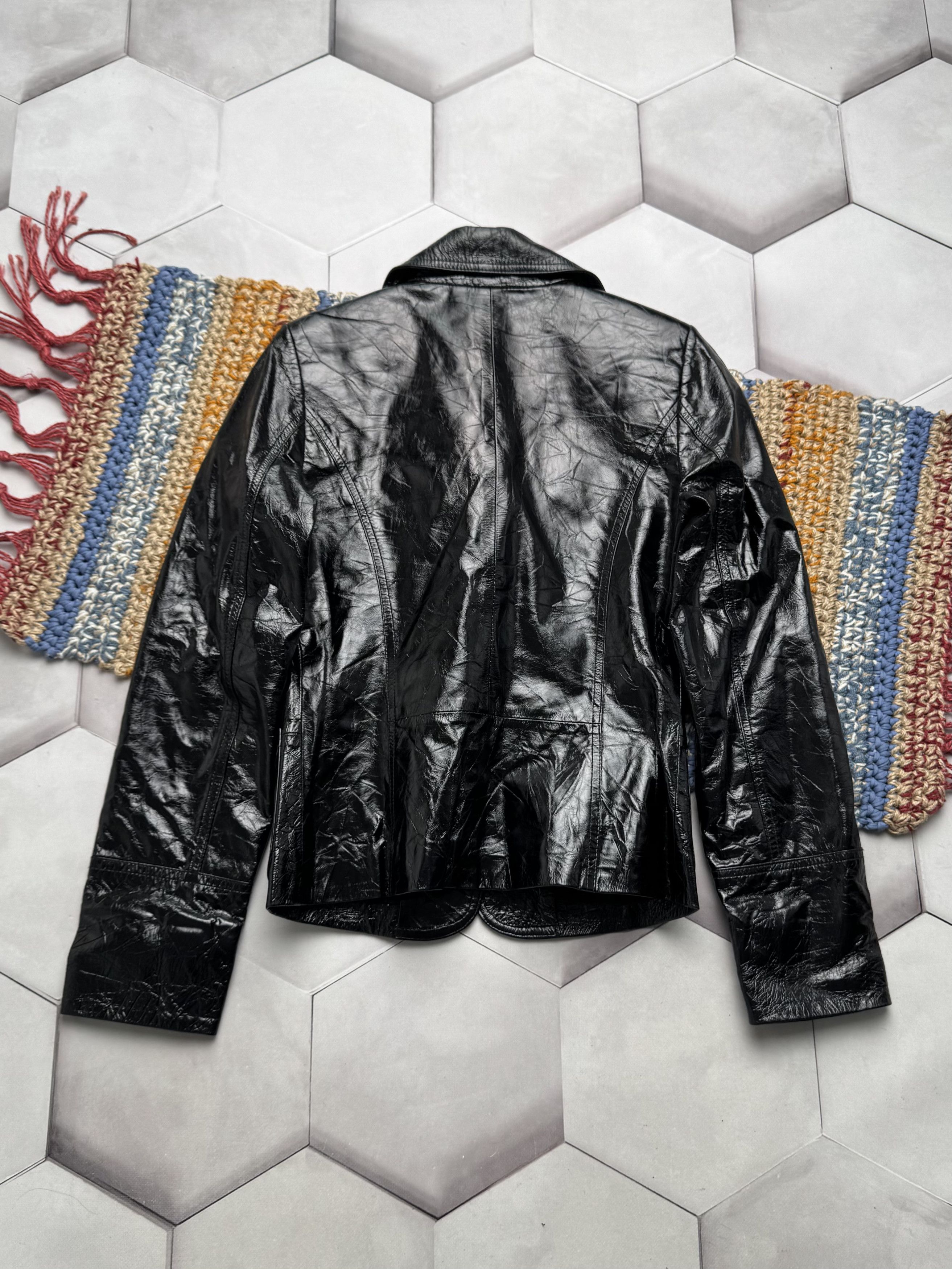 Vintage Vintage Black Leather Jacket Women's Button Up Fitted (E4) Size XS / US 0-2 / IT 36-38 - 5 Thumbnail