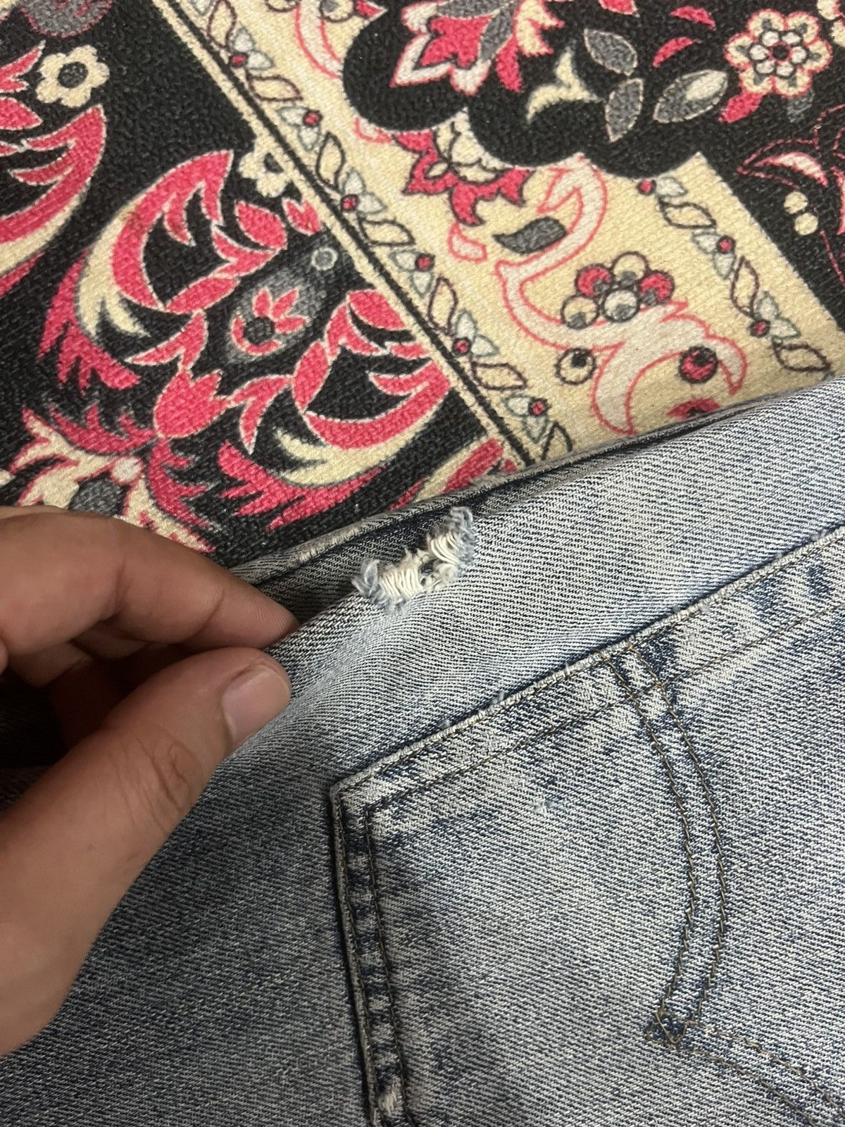 Levi's Vintage Levi’s 533 Blue Faded Washed Distress Straight Jeans Size US 33 - 13 Thumbnail