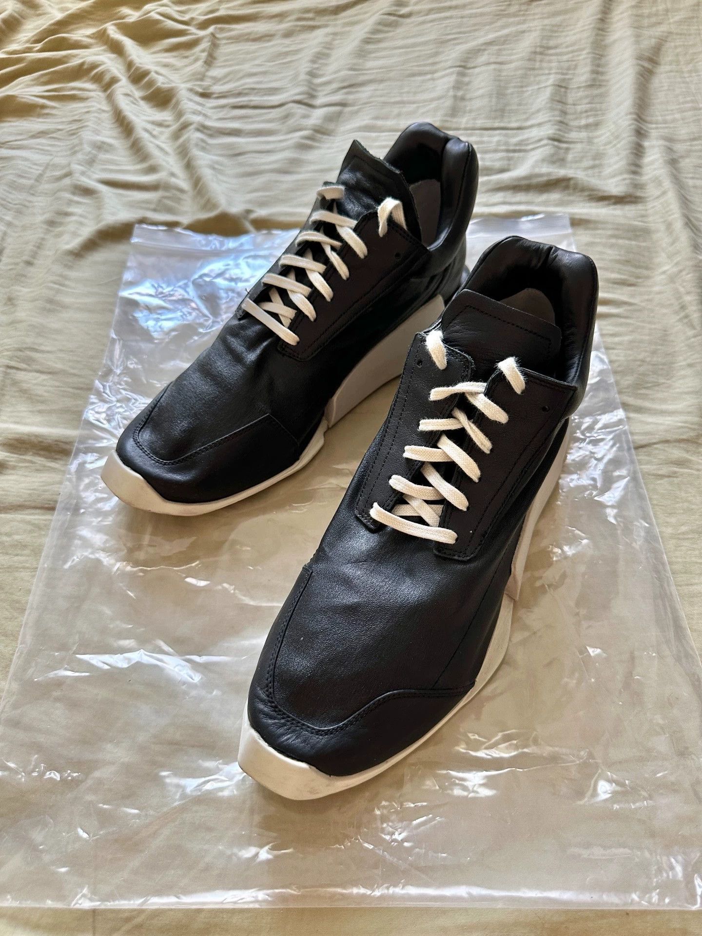 Adidas RO x adidas Level Runner Low Unisex Black/Grey 9 No Box Size US 10 / EU 43 - 2 Thumbnail