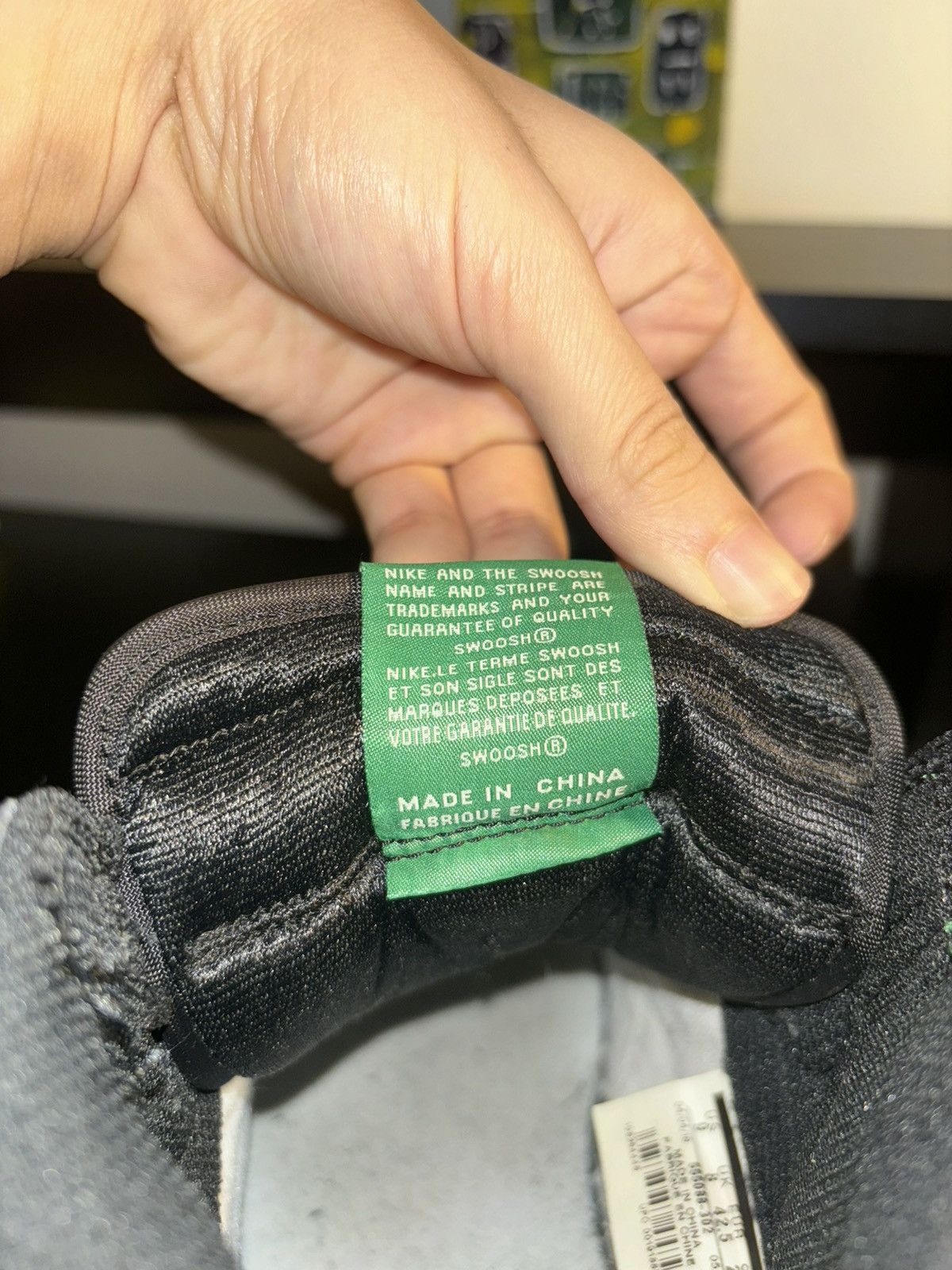 Jordan Brand Air Jordan 1 Retro High OG Pine Green ‘18 (1.0) Size US 9 / EU 42 - 9 Thumbnail
