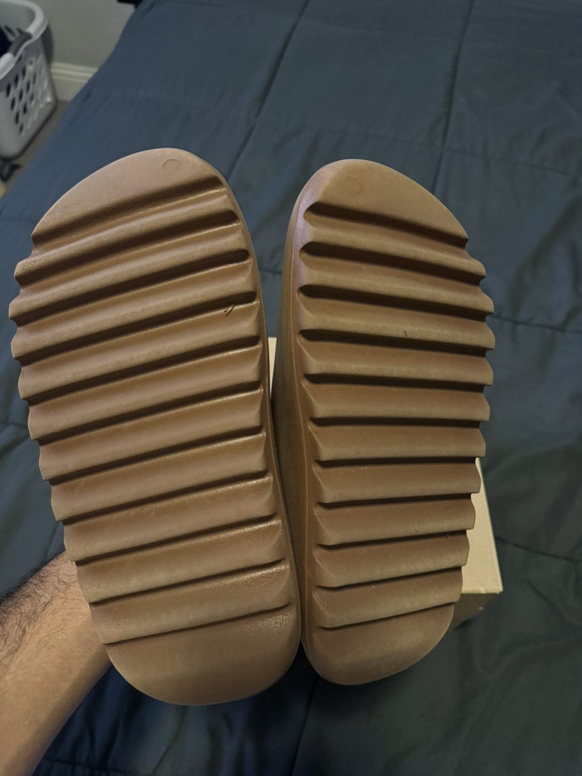 Adidas adidas Yeezy Slide “Flax” Size US 8 / EU 41 - 5 Thumbnail