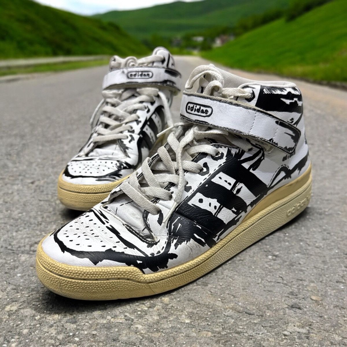 Adidas VINTAGE 2008 ADIDAS FORUM DRAWN SHOES 10US Size US 10 / EU 43 - 1 Thumbnail