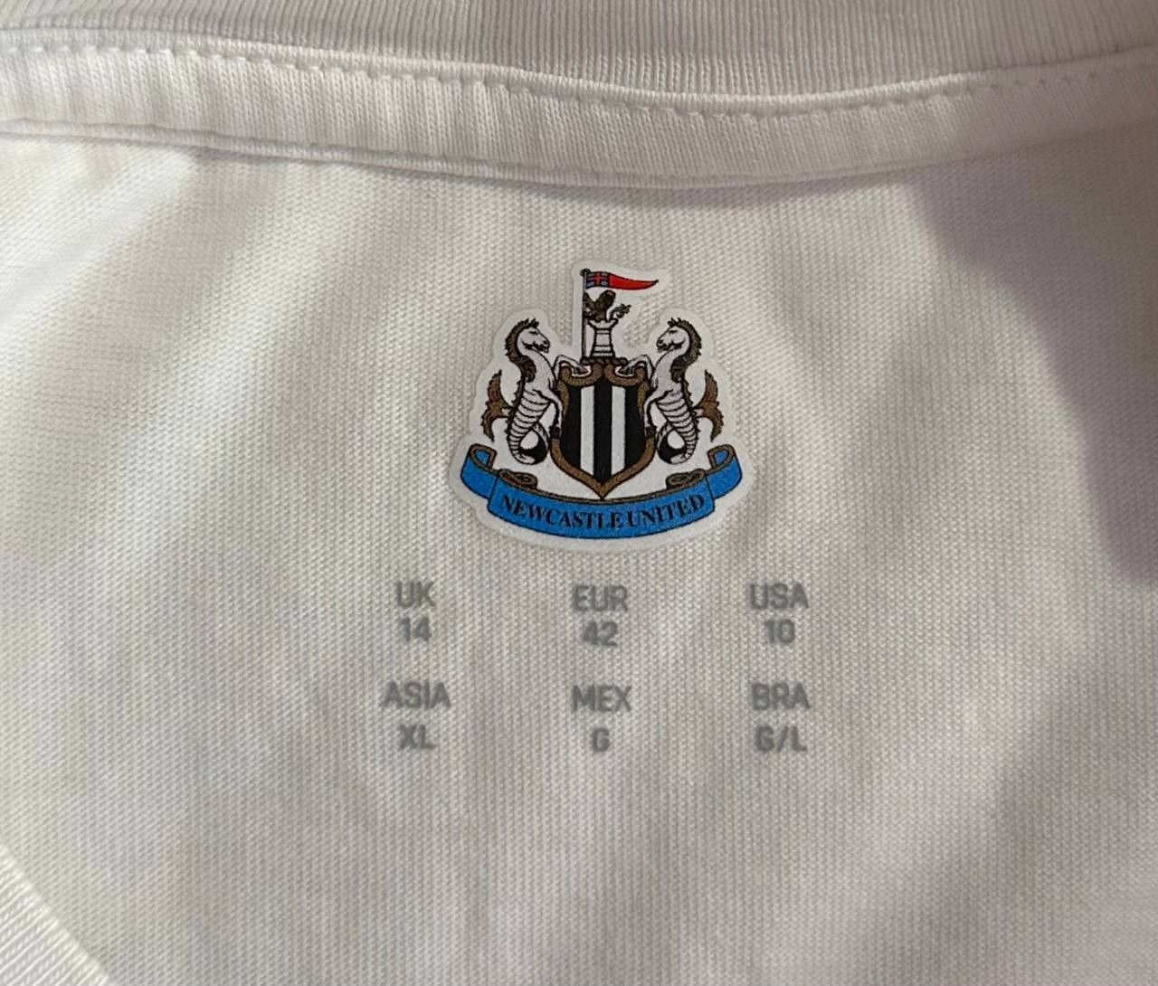 Castore Castore NUFC Newcastle United Core Cotton T-Shirt white Size US XS / EU 42 / 0 - 4 Thumbnail