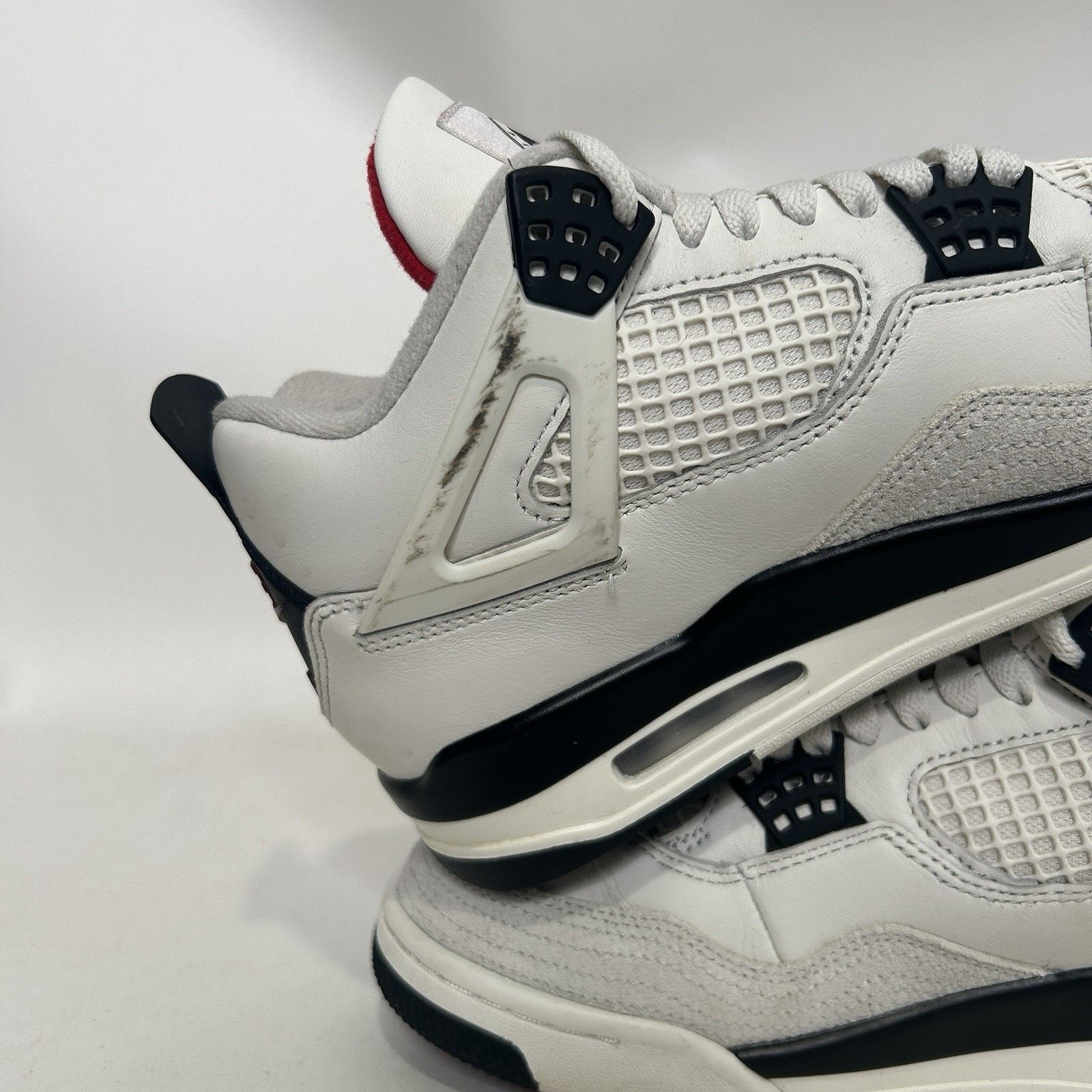 Jordan Brand Nike Air Jordan 4 Retro OG FC “Sail Black University Red” Size US 8 / EU 41 - 9 Thumbnail