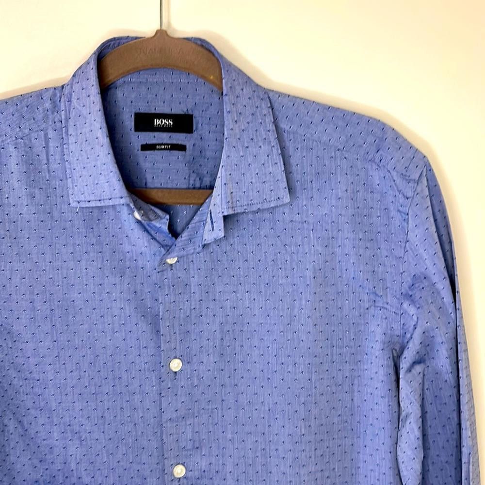 Hugo Boss Slim Fit -BOSS-size 15-Med Blue w/Diamond design-100% Ctn Size 38R - 1 Thumbnail