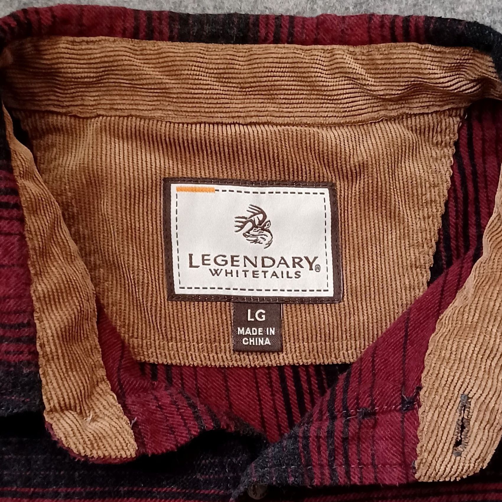 Vintage VINTAGE? No. Legendary Whitetails Shirt Mens L Red Black Plaid Flannel Long Sleeve Outdoor Size US L / EU 52-54 / 3 - 2 Thumbnail
