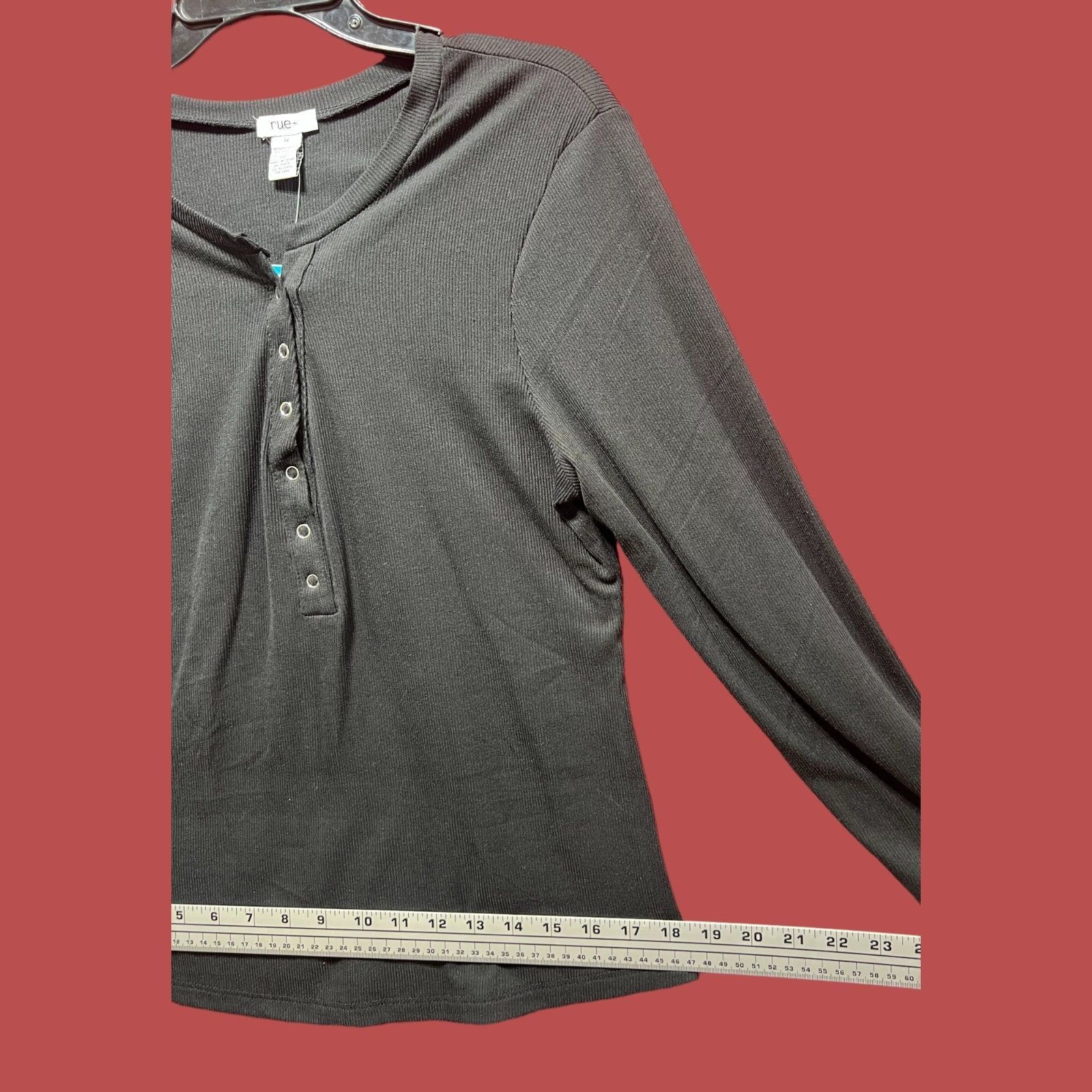 Other Rue + - Women's Fitted Long Sleeve Henley Tee - Black - 1X Size XL / US 12-14 / IT 48-50 - 7 Thumbnail