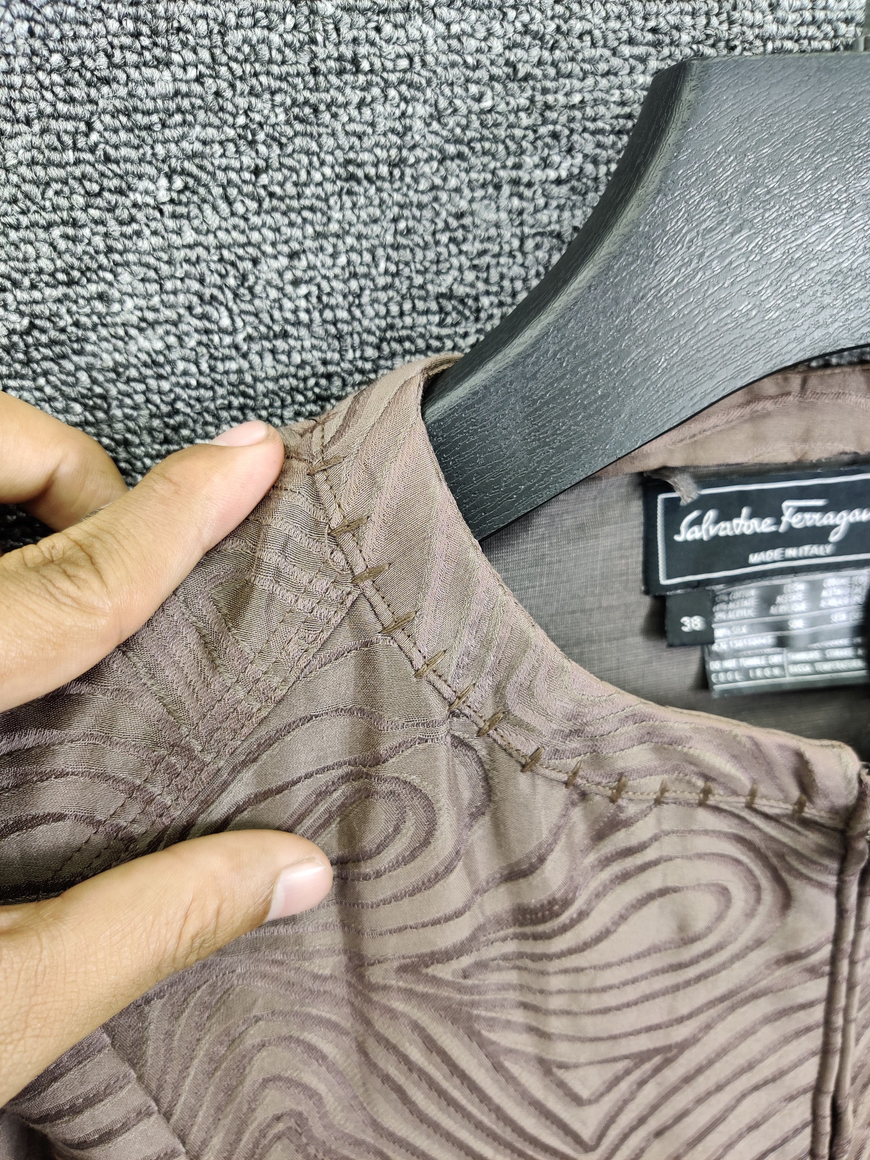Salvatore Ferragamo Salvatore Ferragamo Silk Cropped Coat Size US S / EU 44-46 / 1 - 4 Thumbnail