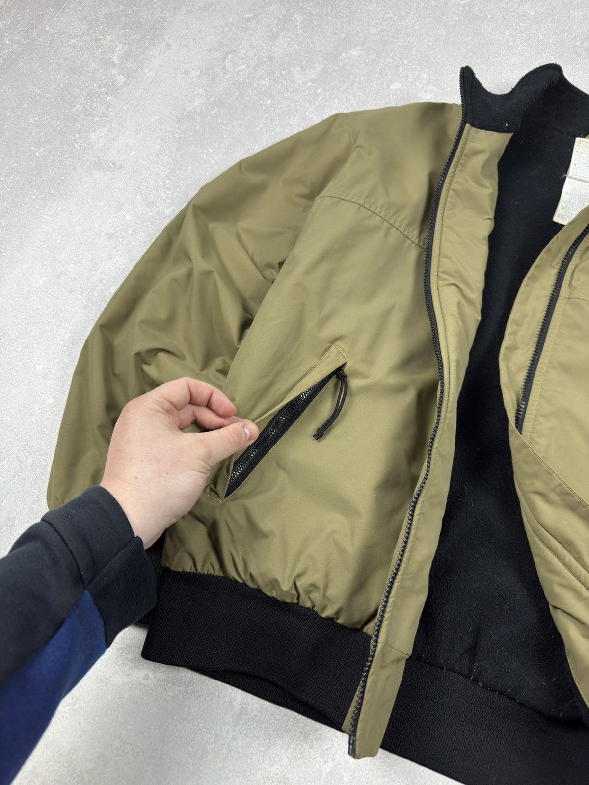 Carhartt Vintage Carhartt Desert Shell Army Nylon Bomber Jacket Size US L / EU 52-54 / 3 - 10 Thumbnail