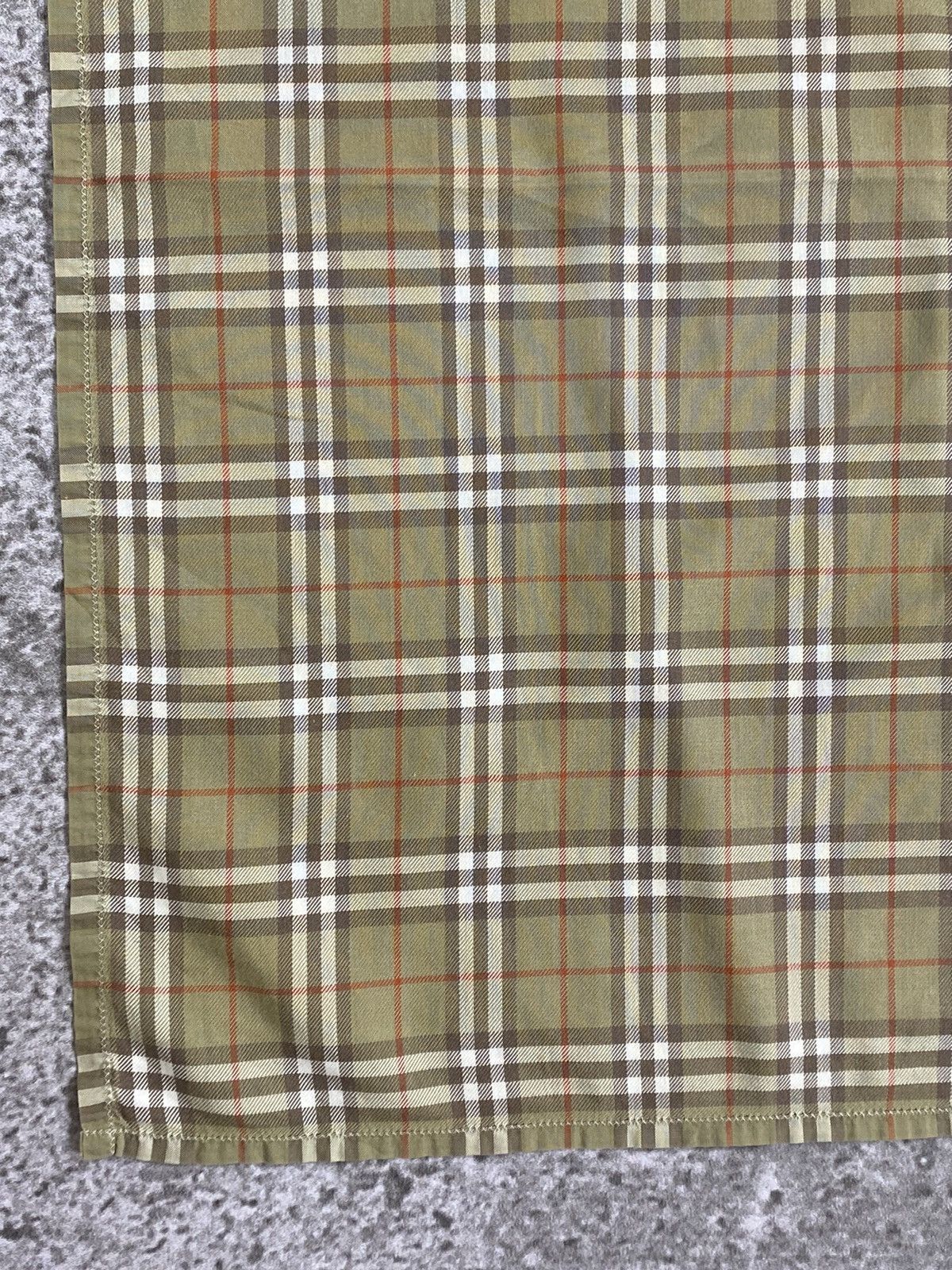Burberry Burberry Handkerchief / Bandana / Neckerchief Size ONE SIZE - 5 Thumbnail