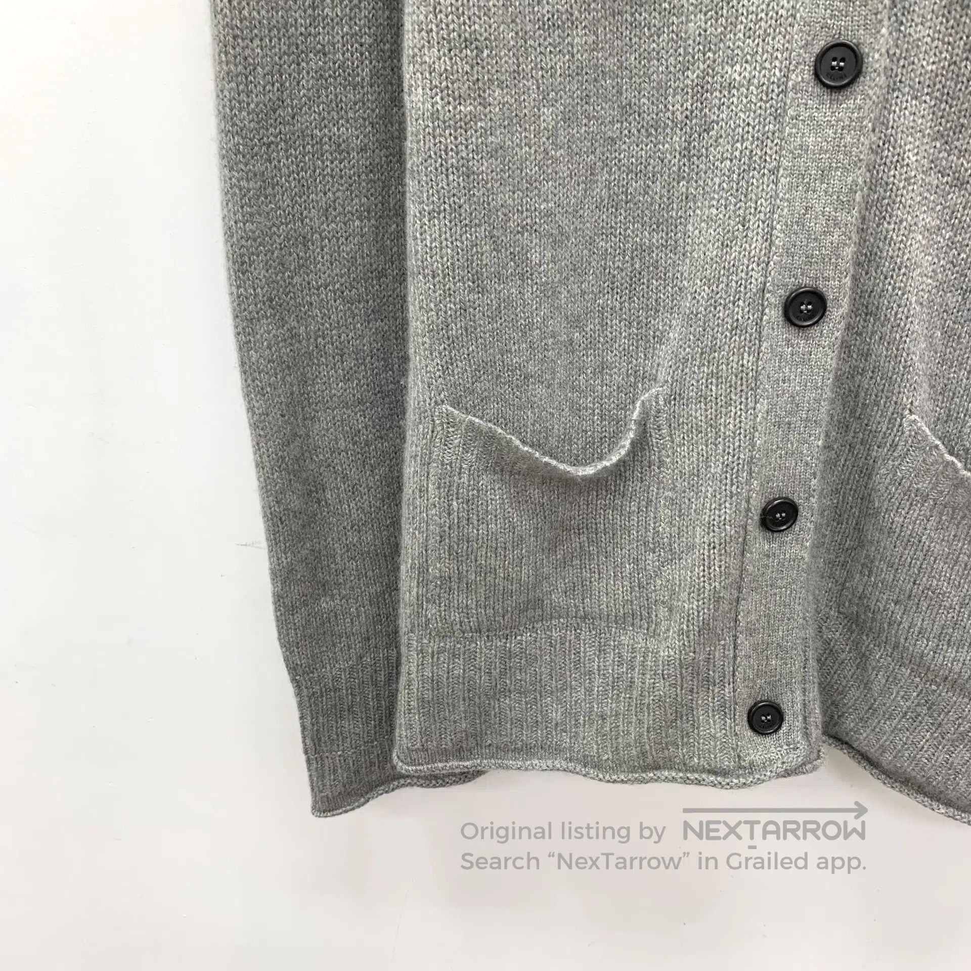 Celine CELINE Grey cashmere V-neck single-breasted long sleeve kn Size US L / EU 52-54 / 3 - 4 Thumbnail
