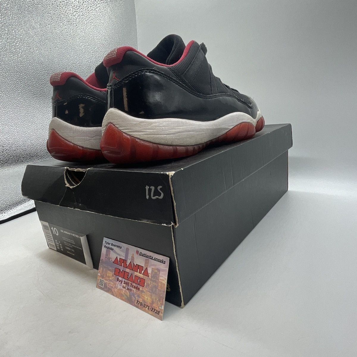 Jordan Brand Air Jordan 1 low bred Size US 10 / EU 43 - 5 Thumbnail