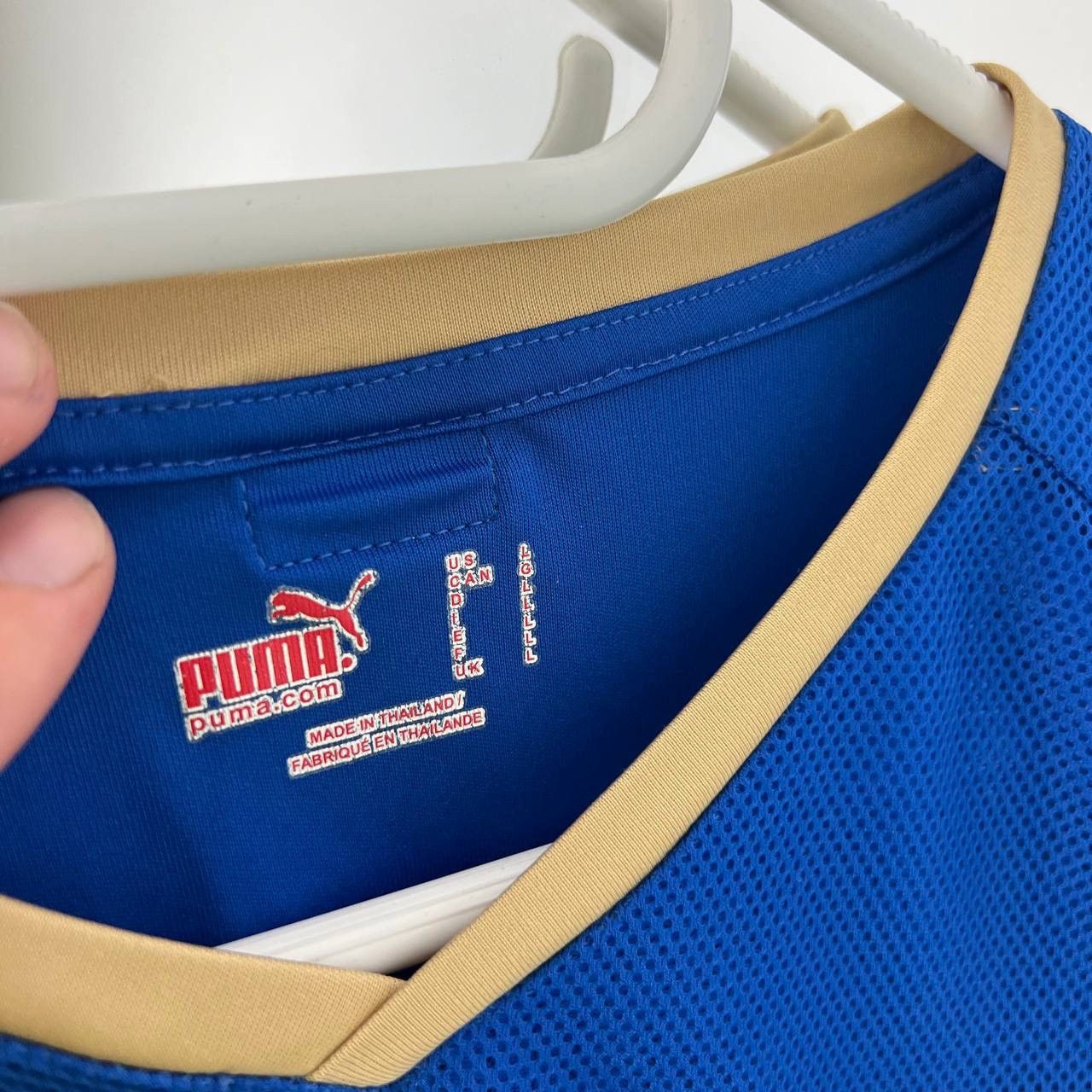 Puma Vintage Y2K Puma Italy Home Soccer Jersey T-Shirt Size US L / EU 52-54 / 3 - 5 Thumbnail
