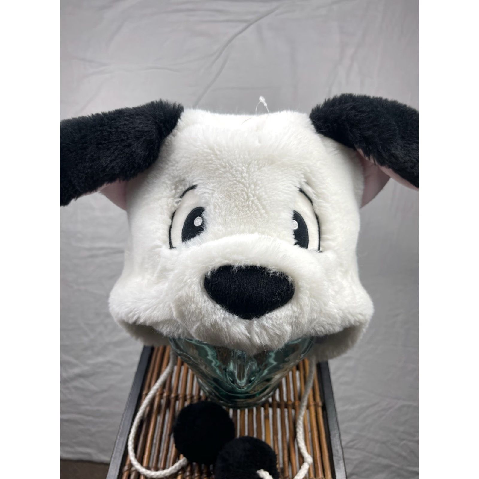 Disney Disney 101 Dalmatians Trapper Hat Mens White Fur Pom Balls Tokyo Resort 58 cm Size ONE SIZE - 4 Thumbnail