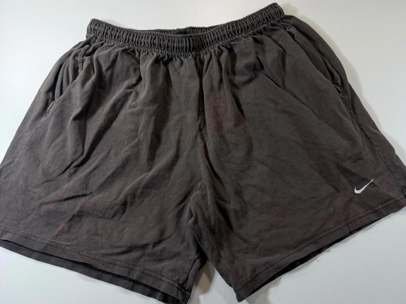 Nike Nike Athletic Shorts with Elastic Waistband faded black L Size US 34 / EU 50 - 1 Thumbnail