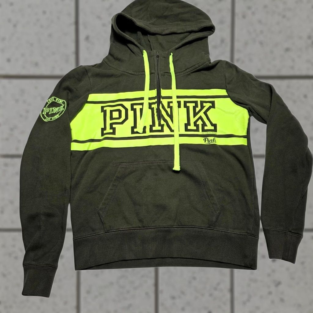 Victoria's Secret VINTAGE? No. Victoria's Secret PINK Army Green 1/2 Zip Hoodie Sweatshirt XS Women Pullover Long Sleeve Activewear Casual Boys? Size XS / US 0-2 / IT 36-38 - 1 Thumbnail