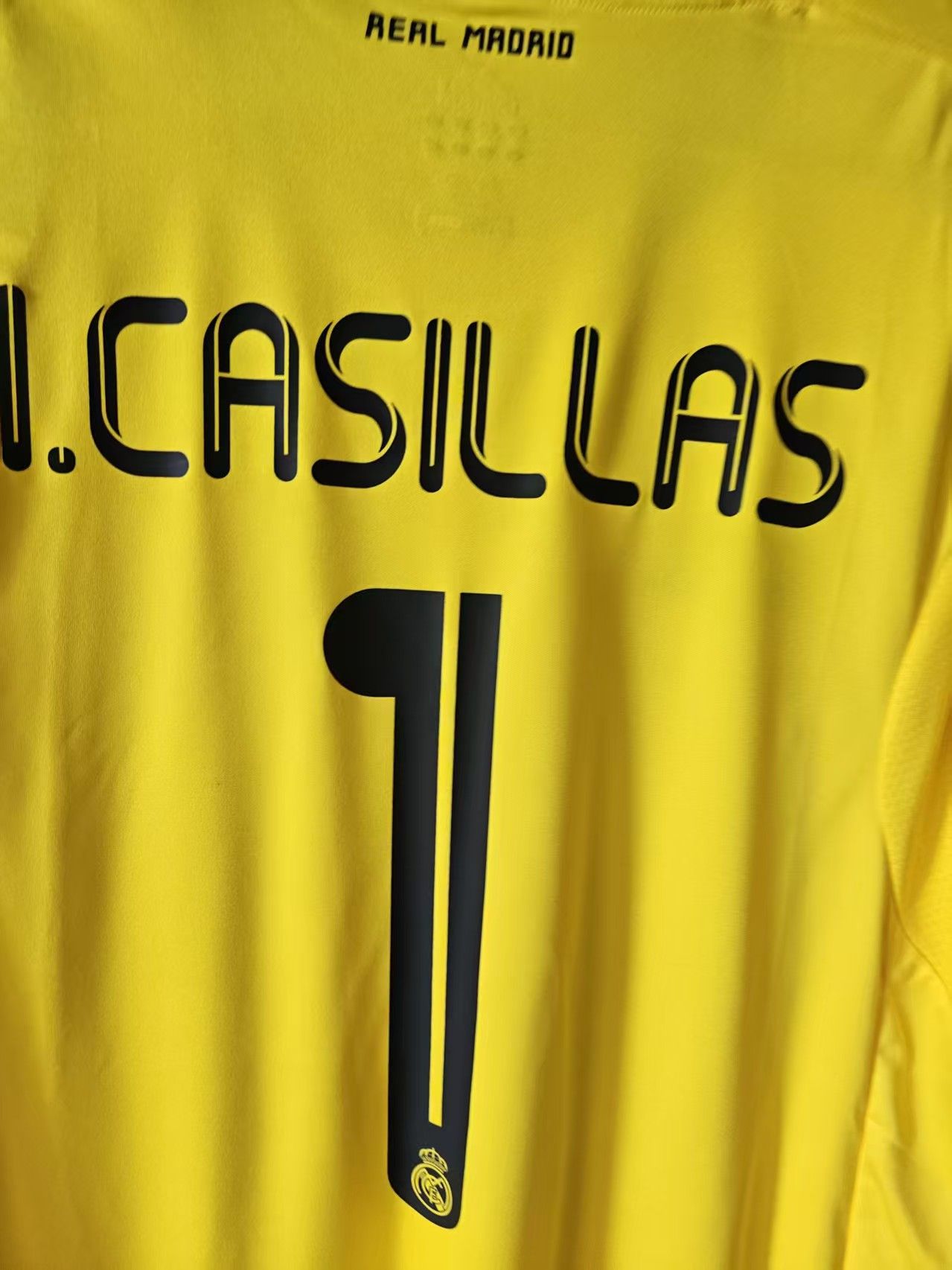 Other 2011 2012 Real Madrid #1 Iker Casillas Jersey Home Size US XL / EU 56 / 4 - 4 Thumbnail