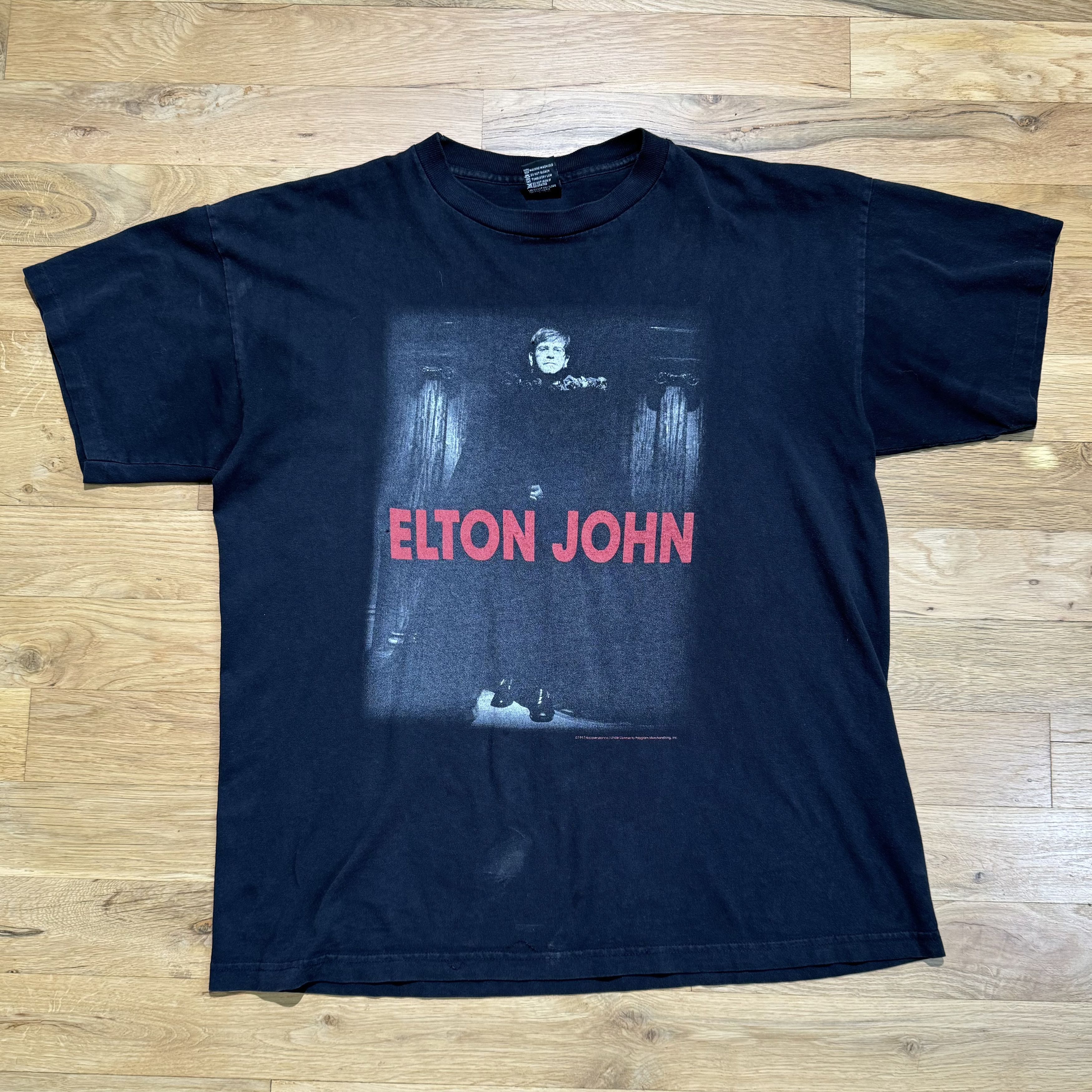 Other Vitage 1997 Elton John Tee Size US XL / EU 56 / 4 - 1 Thumbnail