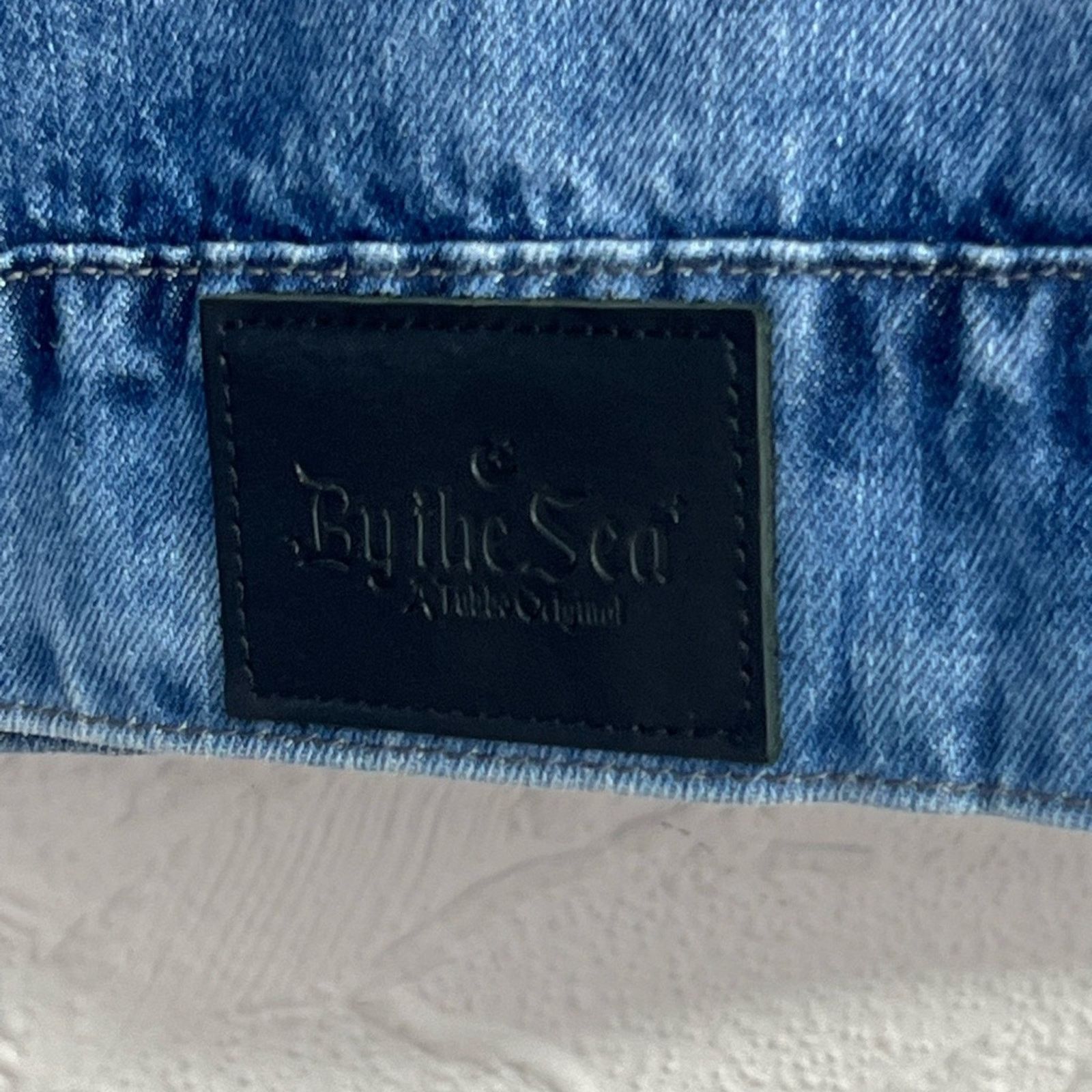 REVOLVE Revolt The Tubbo Moment Unisex By The Sea Jean Jacket CLEAN Size S / US 4 / IT 40 - 6 Thumbnail