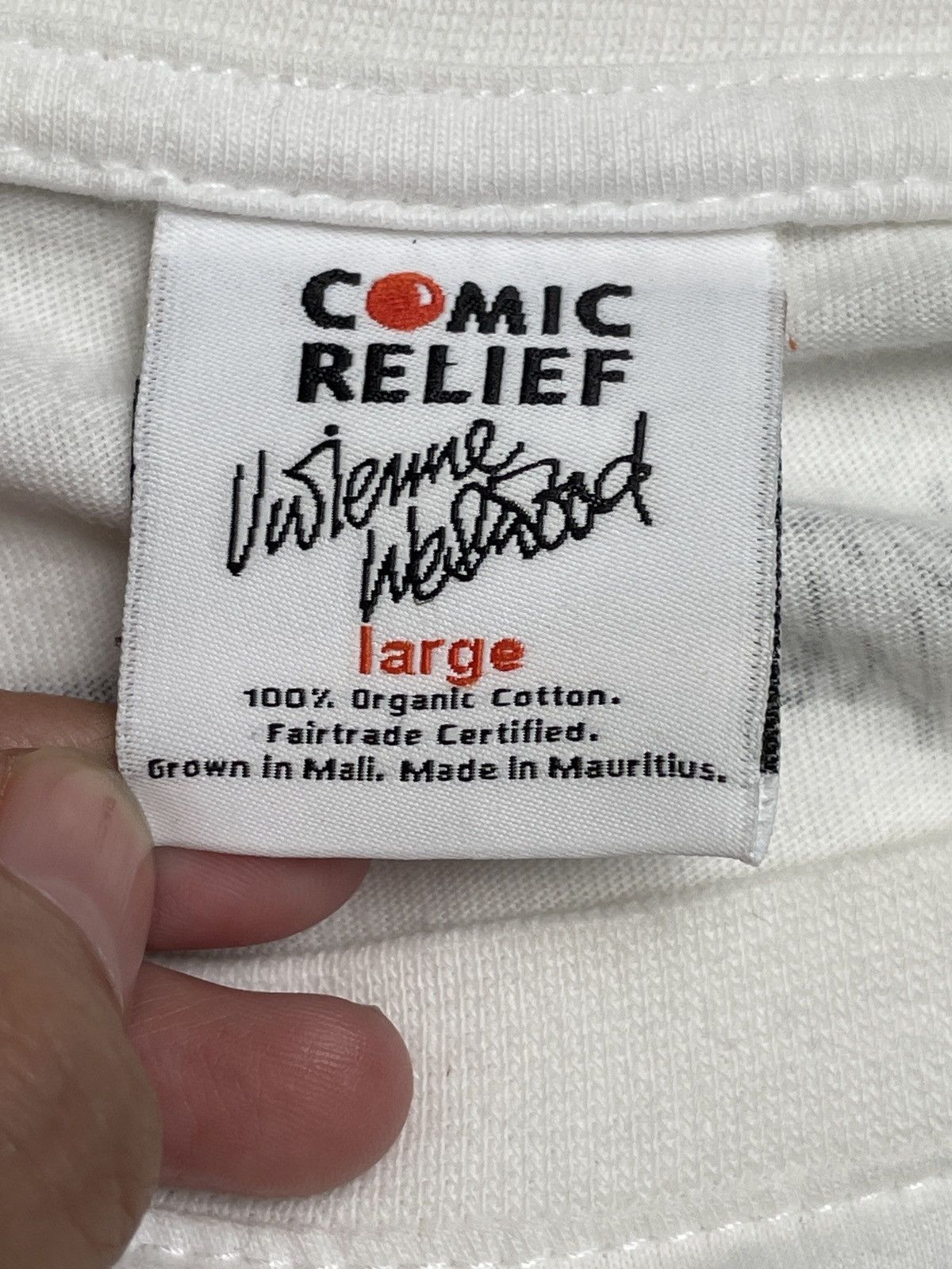Vivienne Westwood Rare Design Vivienne Westwood Comics Relief T-shirt 2000s Size US L / EU 52-54 / 3 - 10 Thumbnail