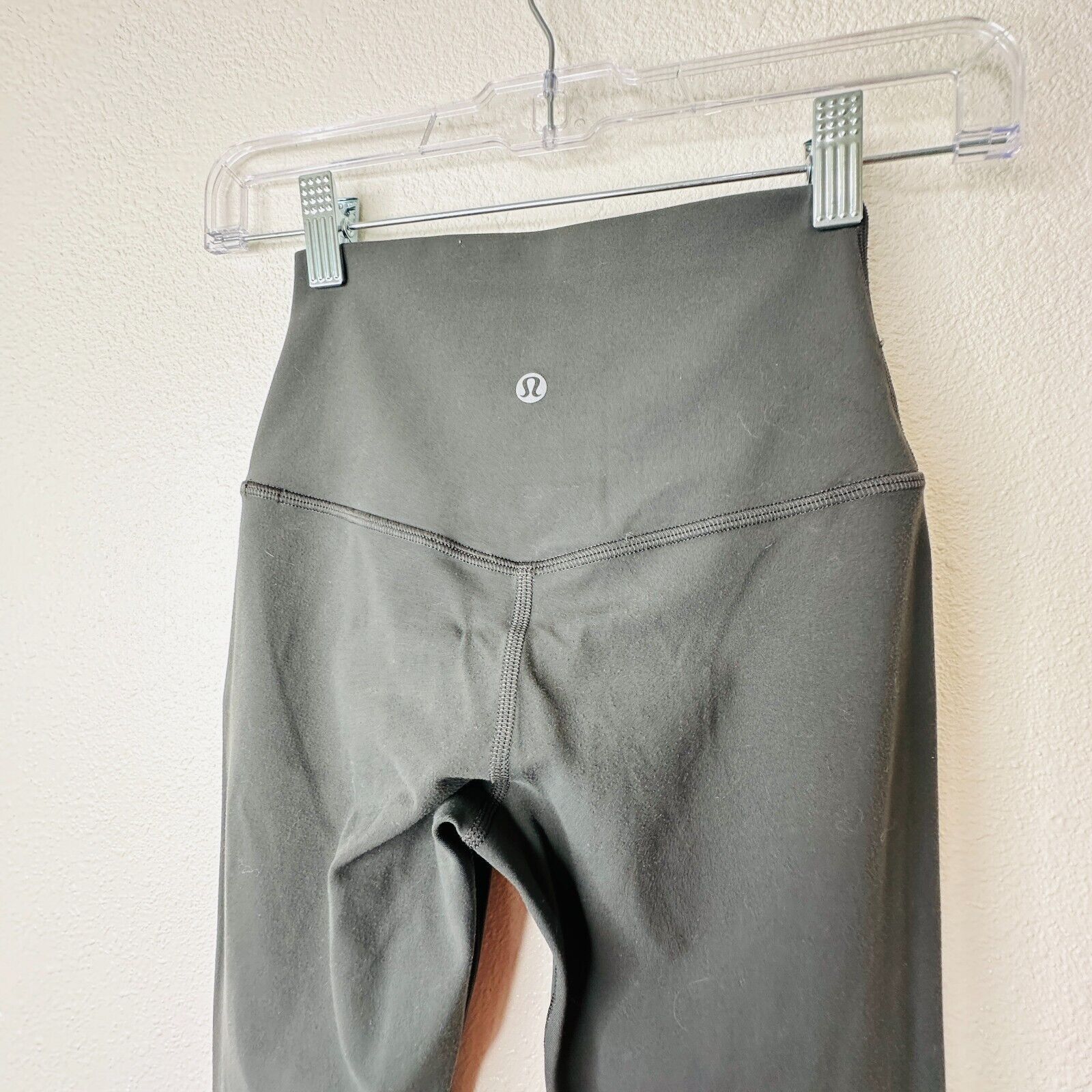 Lululemon Lululemon Slate Gray High-Waist Yoga Pants 2 Size 26" / US 2 / IT 38 - 6 Thumbnail