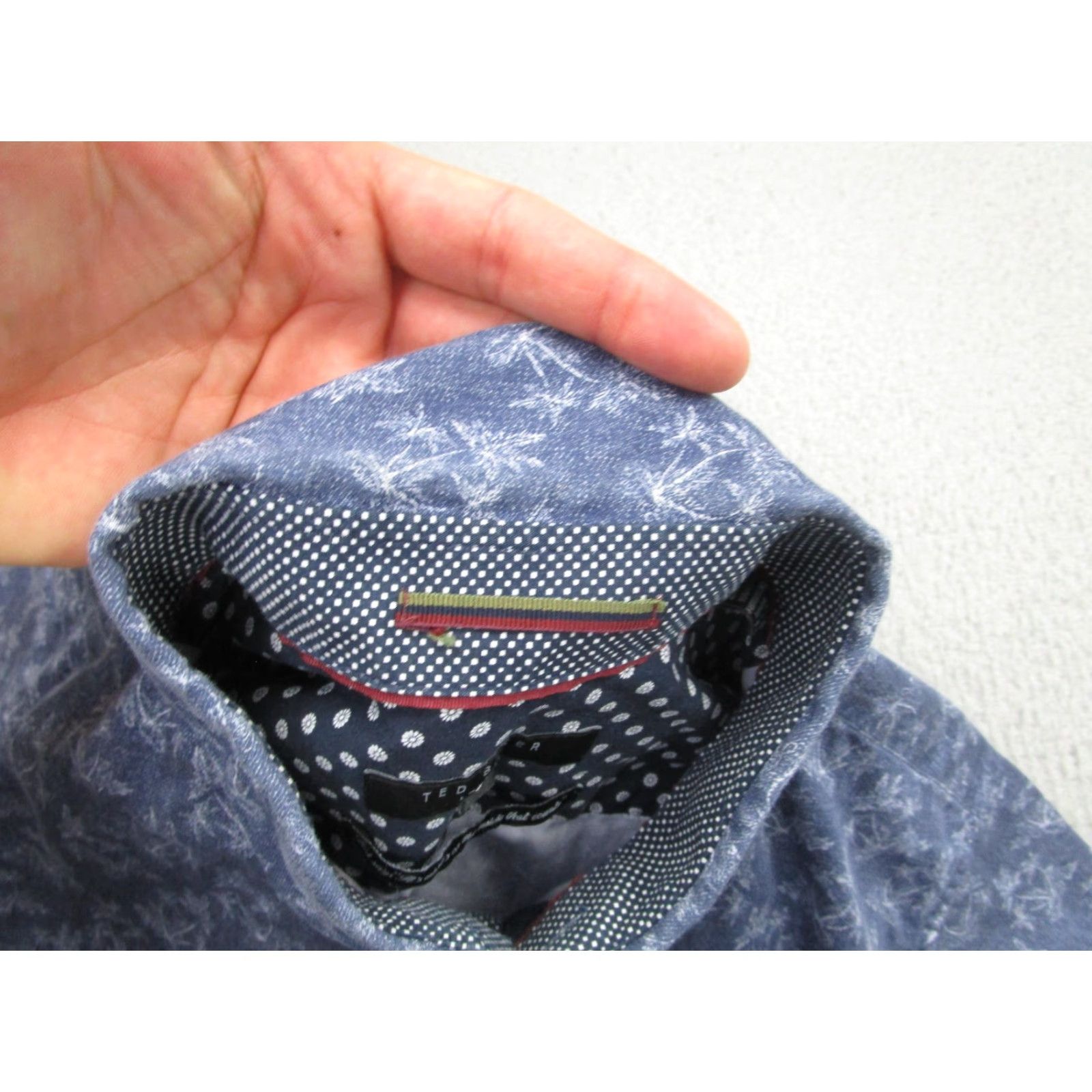 Ted Baker Ted Baker Shirt Mens Medium Blue Chambray Floral Print Short Sleeve Button Front Size US M / EU 48-50 / 2 - 4 Thumbnail