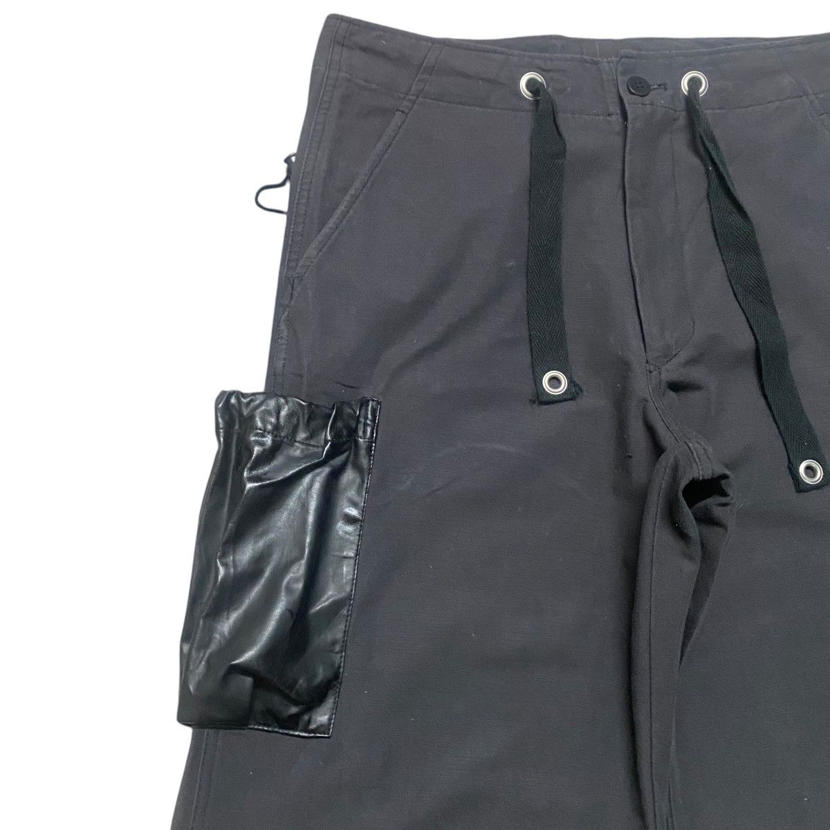 Le Grande Bleu (L.G.B.) MANIAC WORKS Black Cargo Pants Drawstring Size US 32 / EU 48 - 4 Thumbnail