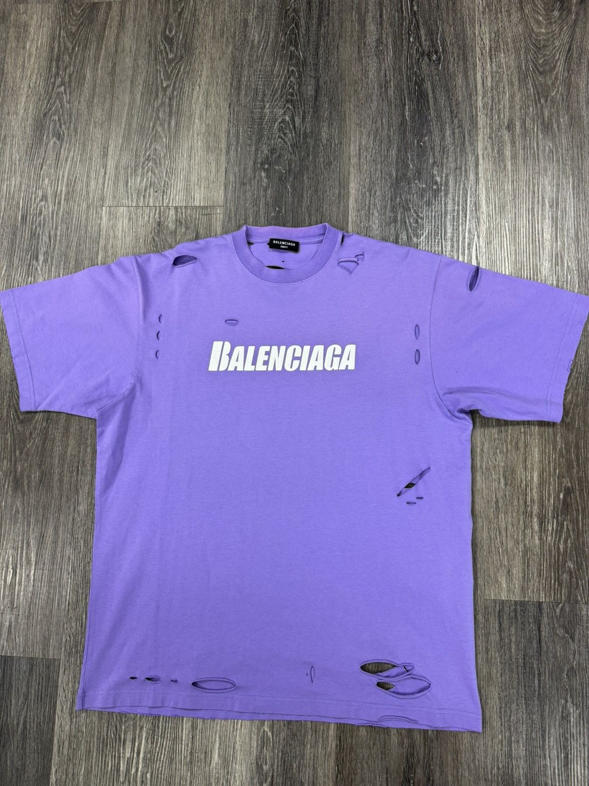 Balenciaga Balenciaga Distressed Logo T-Shirt Size US XS / EU 42 / 0 - 1 Thumbnail