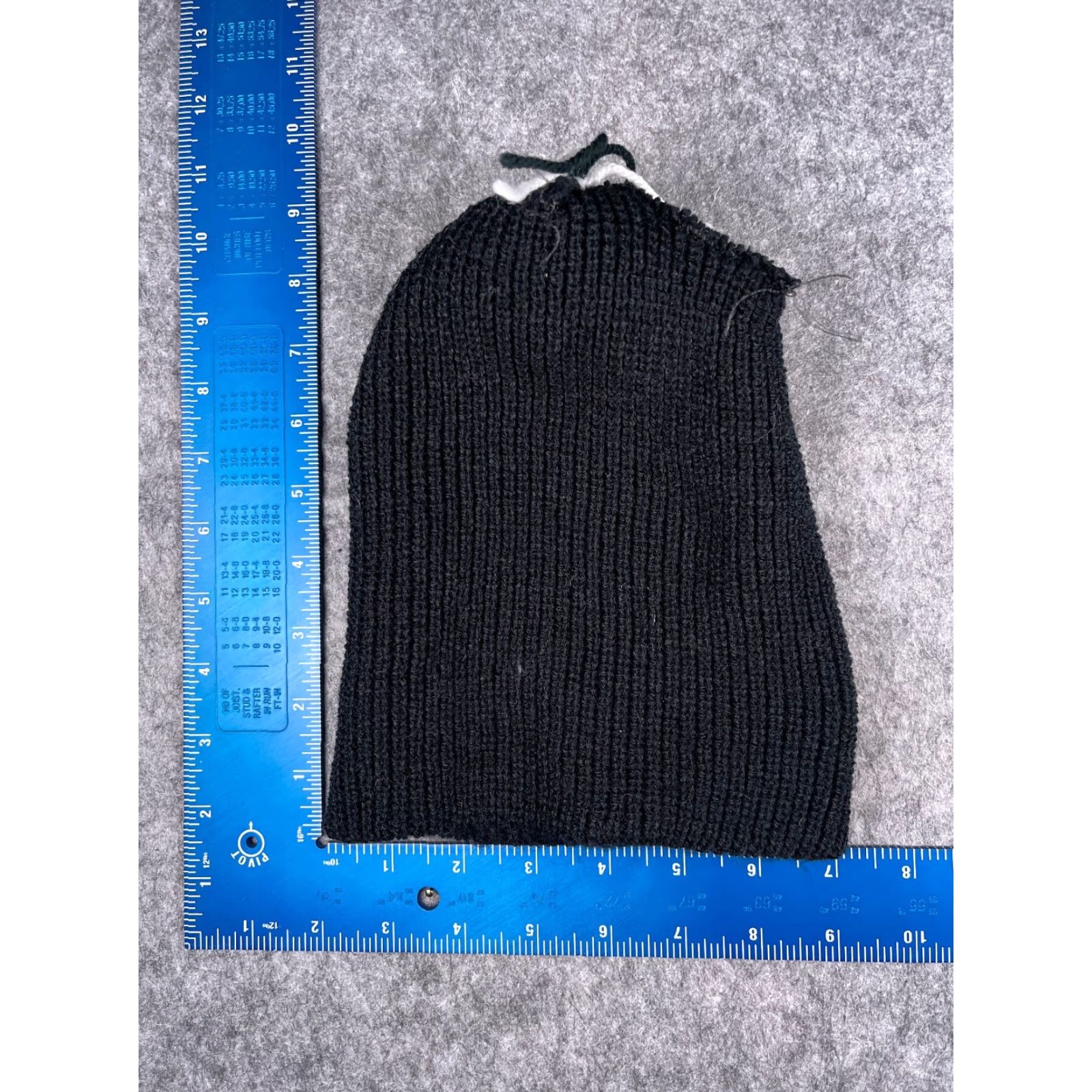 Vintage VINTAGE Beanie Hat Womens One Size Black Knit Acrylic Ski Outdoors Fall Winter Girls Size ONE SIZE - 5 Thumbnail