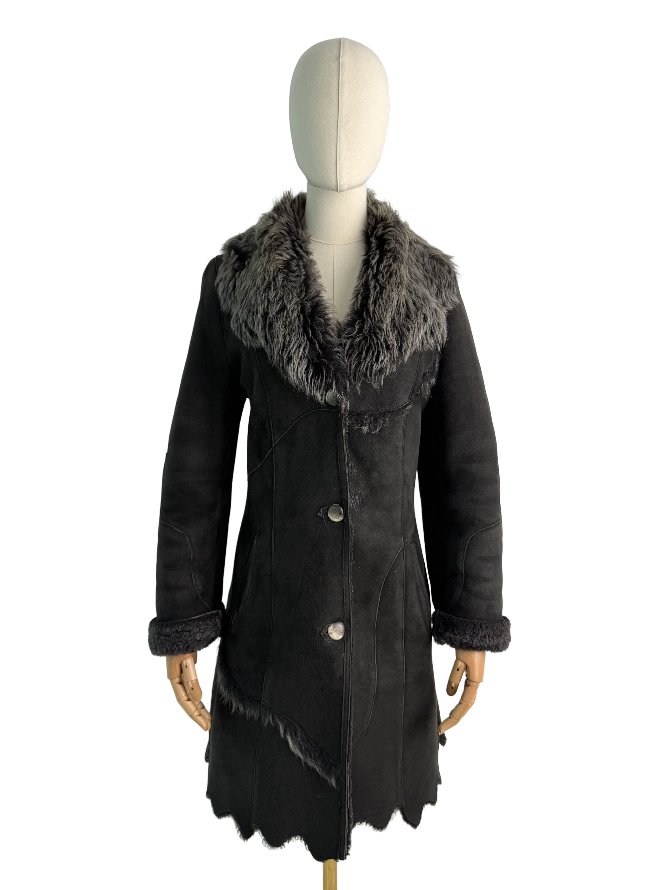 Vintage Vintage Black Genuine Shearling Sheepskin Coat Size S / US 4 / IT 40 - 2 Thumbnail