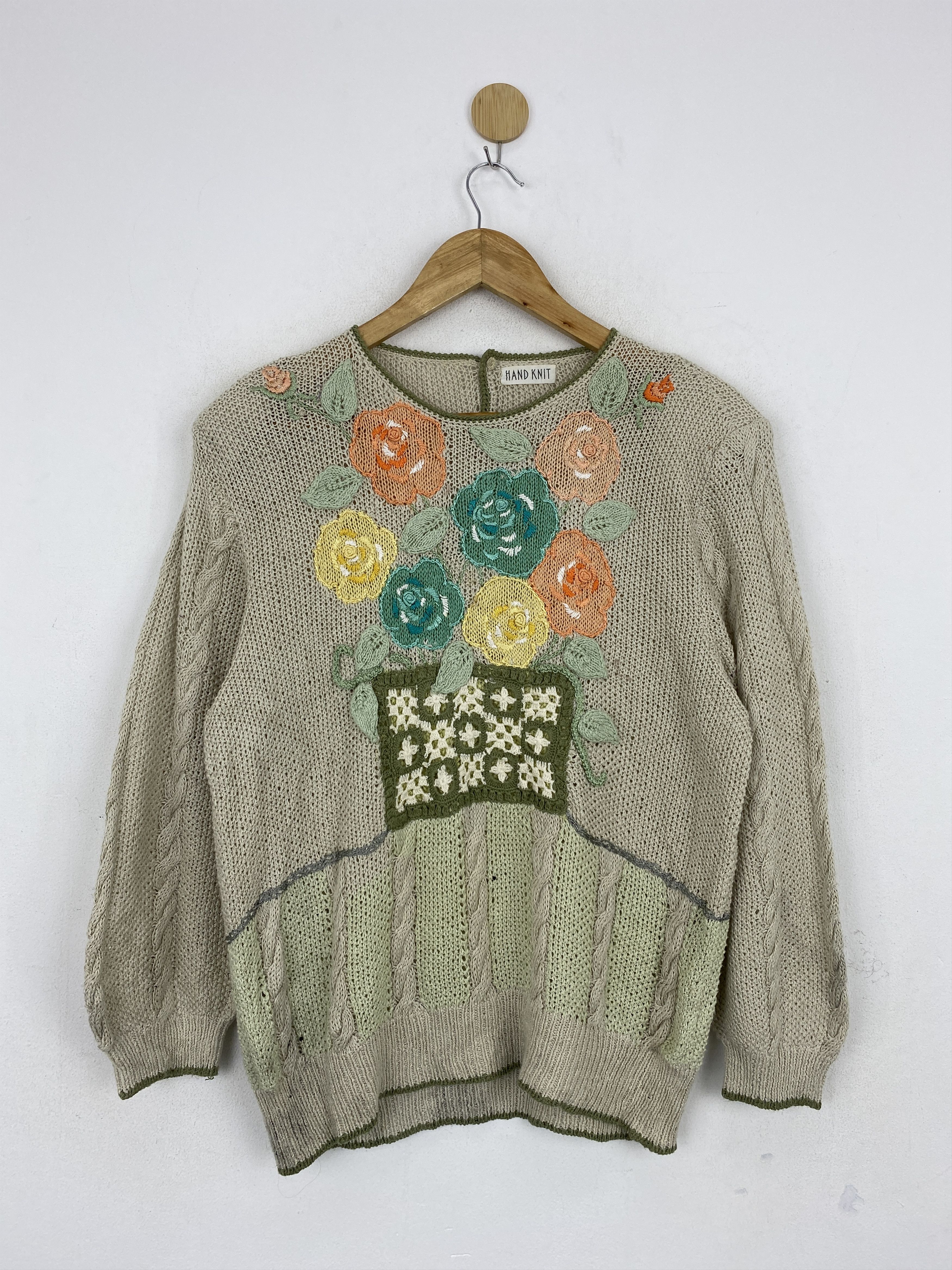 Handmade Vintage Japanese Brand Hand Made Knitwear J1887 Size US S / EU 44-46 / 1 - 1 Thumbnail