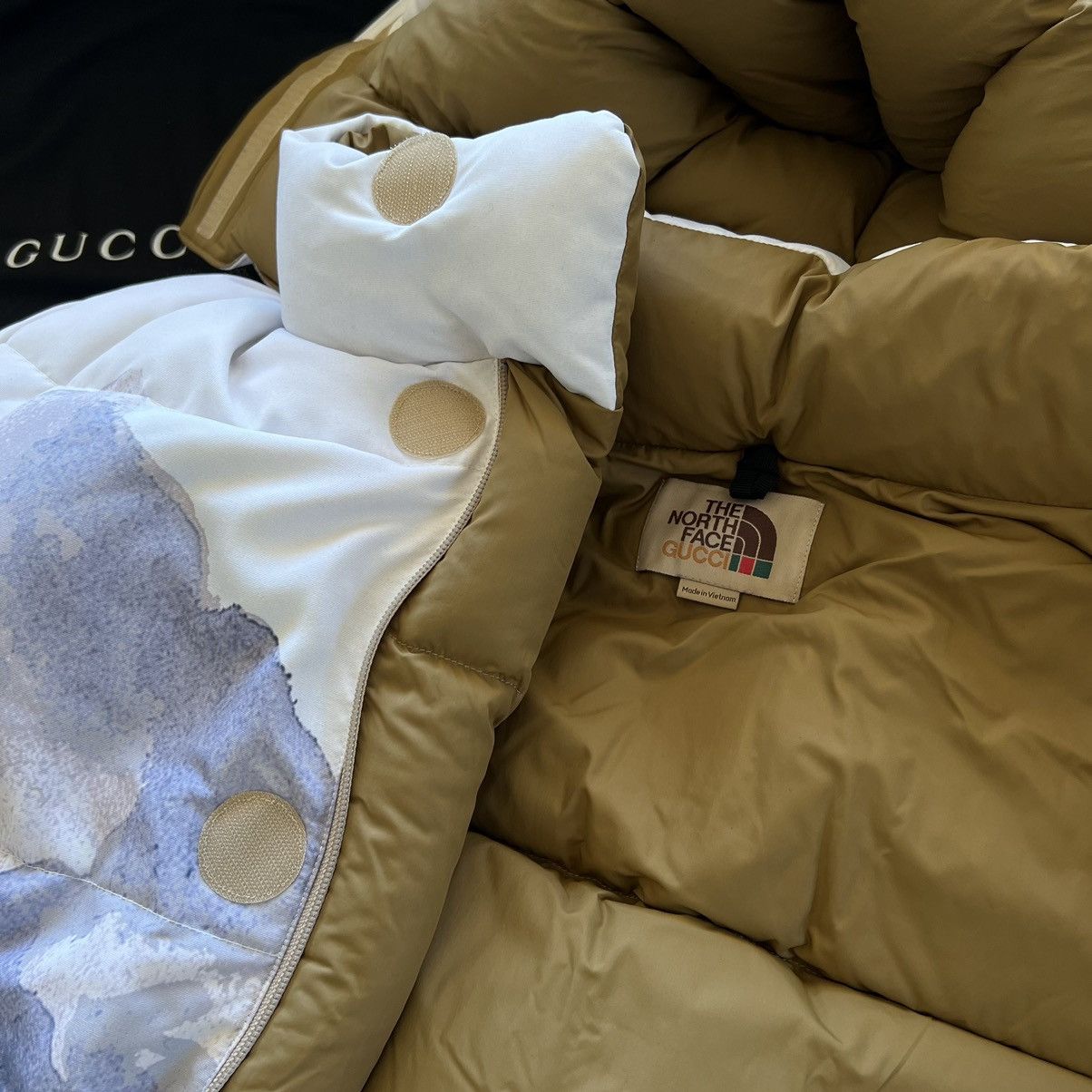Gucci × The North Face Gucci X North Face Puffer Jacket in Large Size US L / EU 52-54 / 3 - 4 Thumbnail