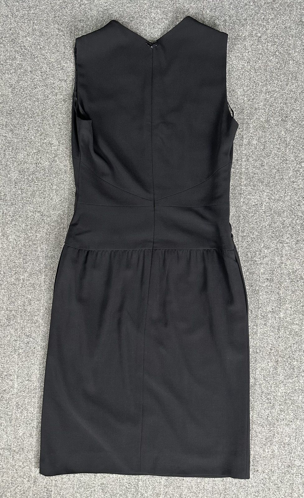 Chanel Chanel - Karl Lagerfeld S/S98 V-Neck Narrow Waist Wool Dress Size XS / US 0-2 / IT 36-38 - 8 Thumbnail
