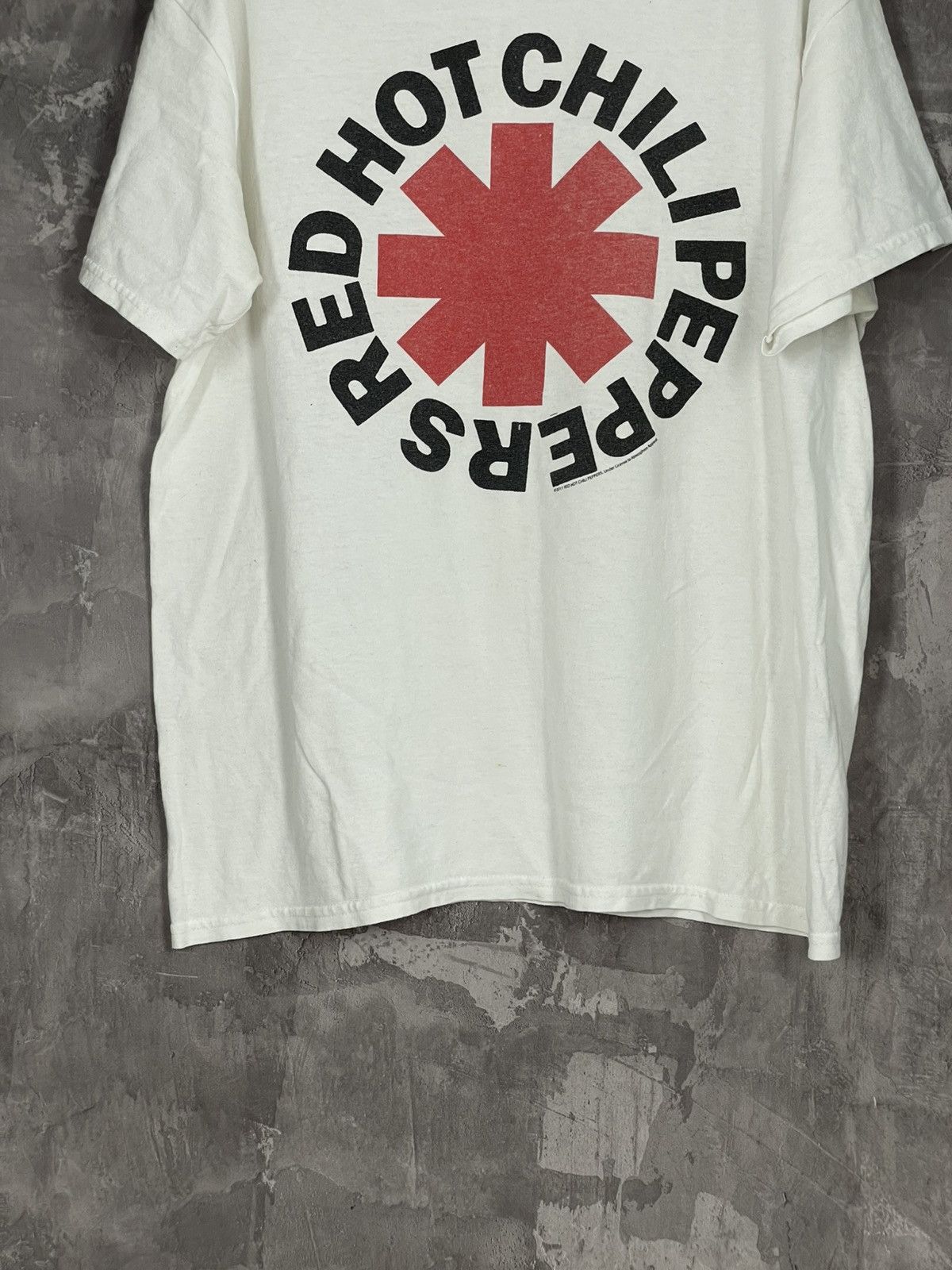 Band Tees × Vintage Vintage Red Hot Chili Peppers band t-shirt Size US L / EU 52-54 / 3 - 5 Thumbnail