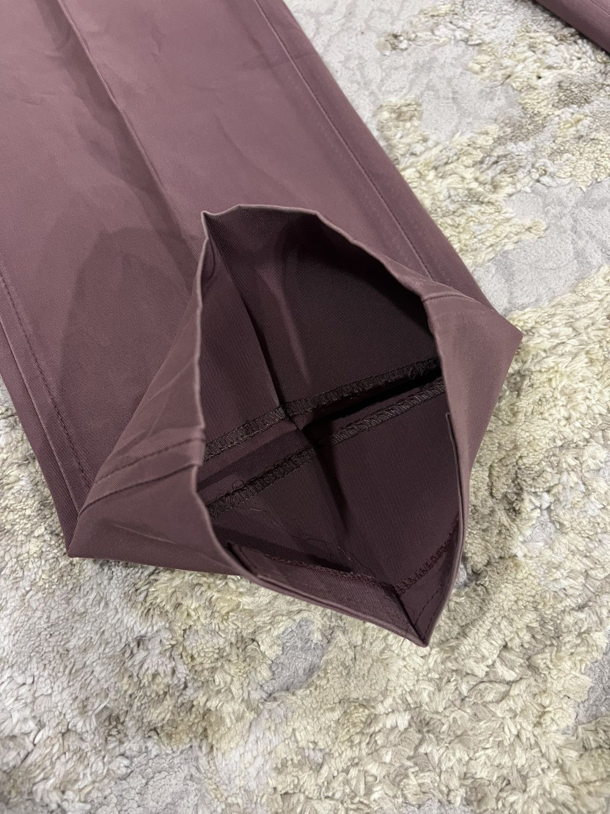 Prada 1990s Prada Burgundy Runway Regular Cut Trousers Pants Size US 28 / EU 44 - 9 Thumbnail