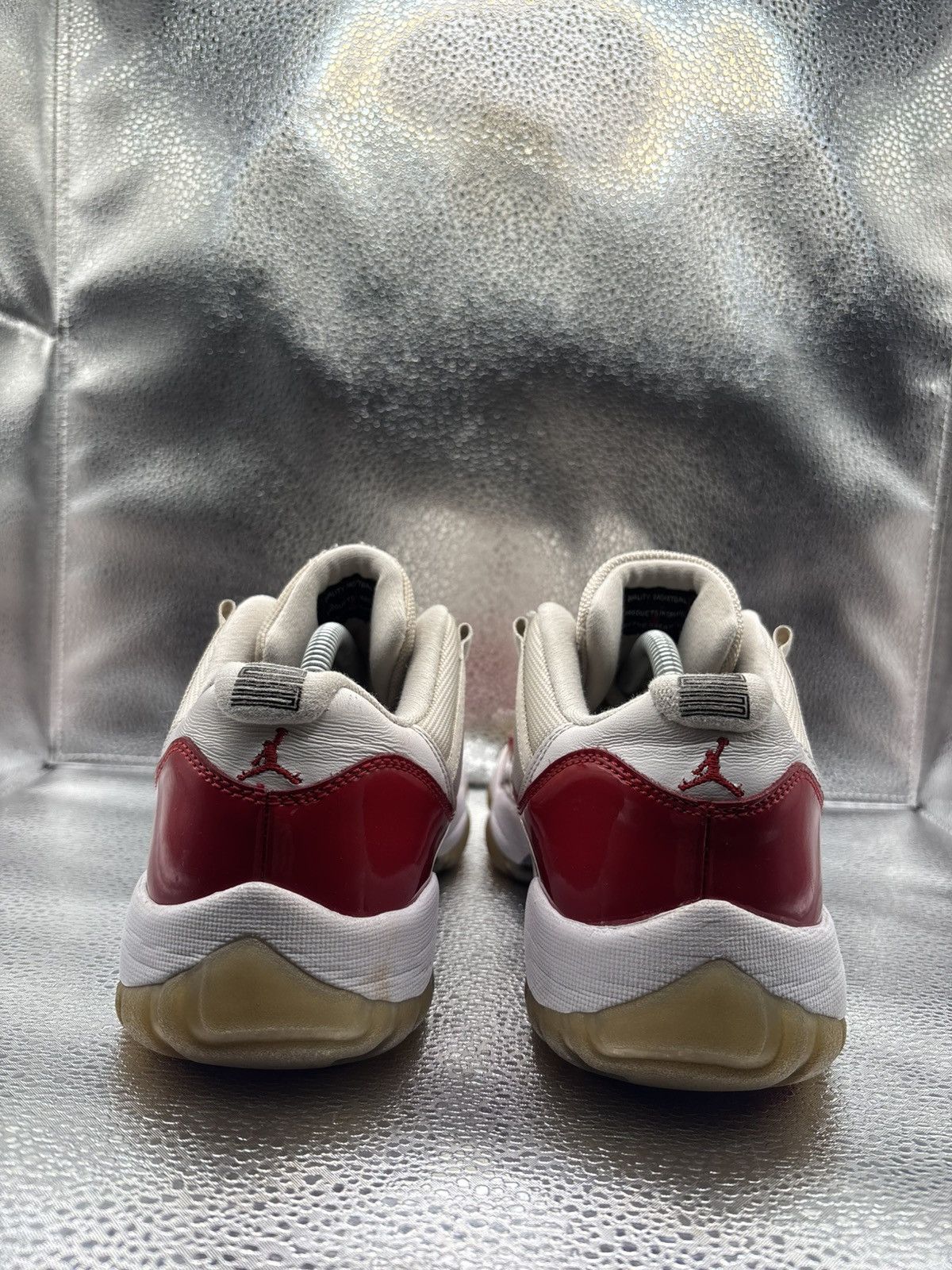 Jordan Brand Air Jordan 11 low cherry Size US 10 / EU 43 - 4 Thumbnail