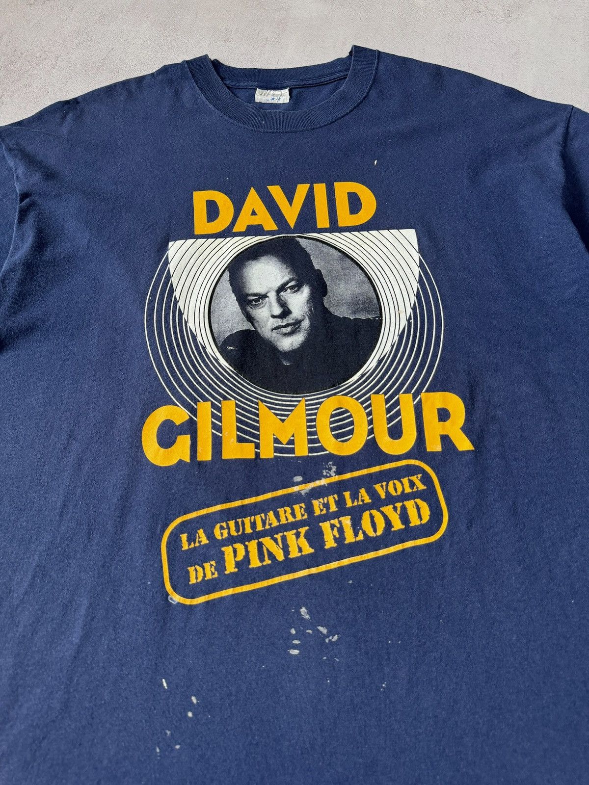 Vintage Vintage 90s David Gilmour T Shirt Tee Pink Floyd Very Rare Size US XL / EU 56 / 4 - 3 Thumbnail