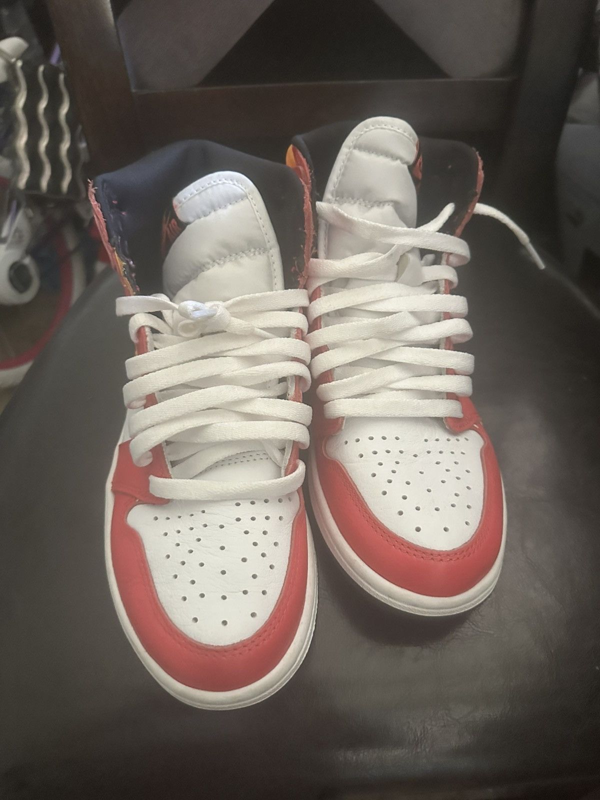 Jordan Brand Size 7 - Jordan 1 Retro High OG Light Fusion Red 2021 Size US 7 / EU 40 - 3 Thumbnail